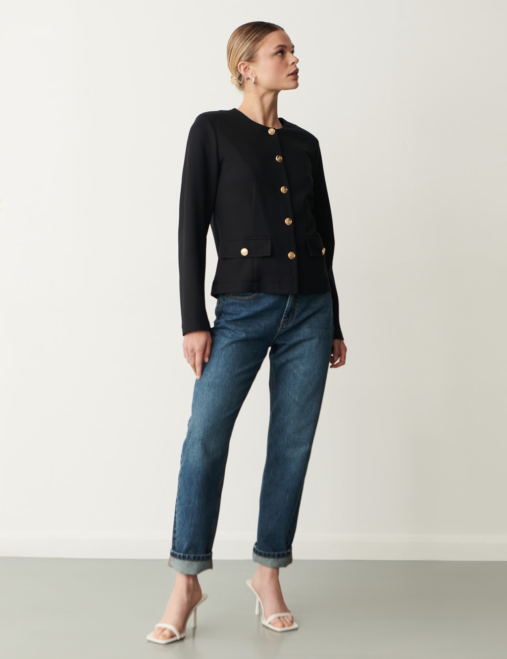 Collarless Short Jacket