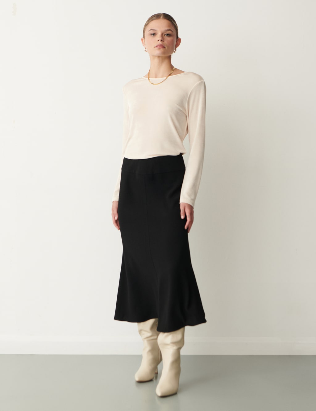 Plus size black crepe skirt new arrivals