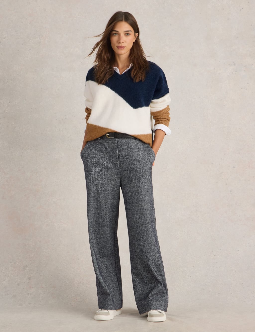 Wool Blend Colour Block V-Neck Relaxed Jumper 3 of 6
