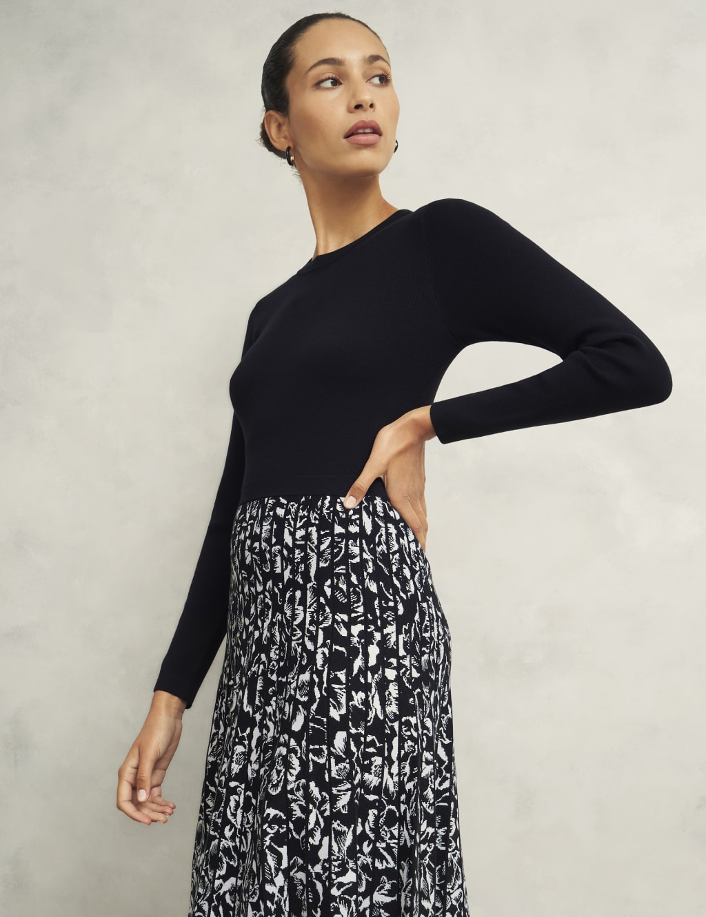Floral Knee Length Jumper Dress 5 of 8