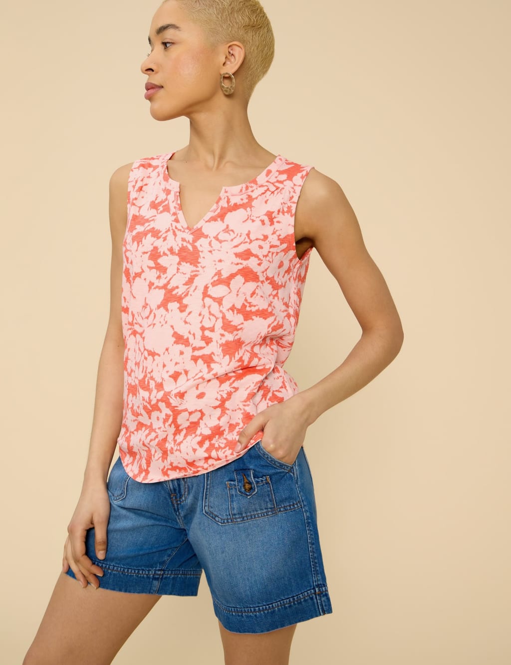 Pure Cotton Printed Vest 1 of 6
