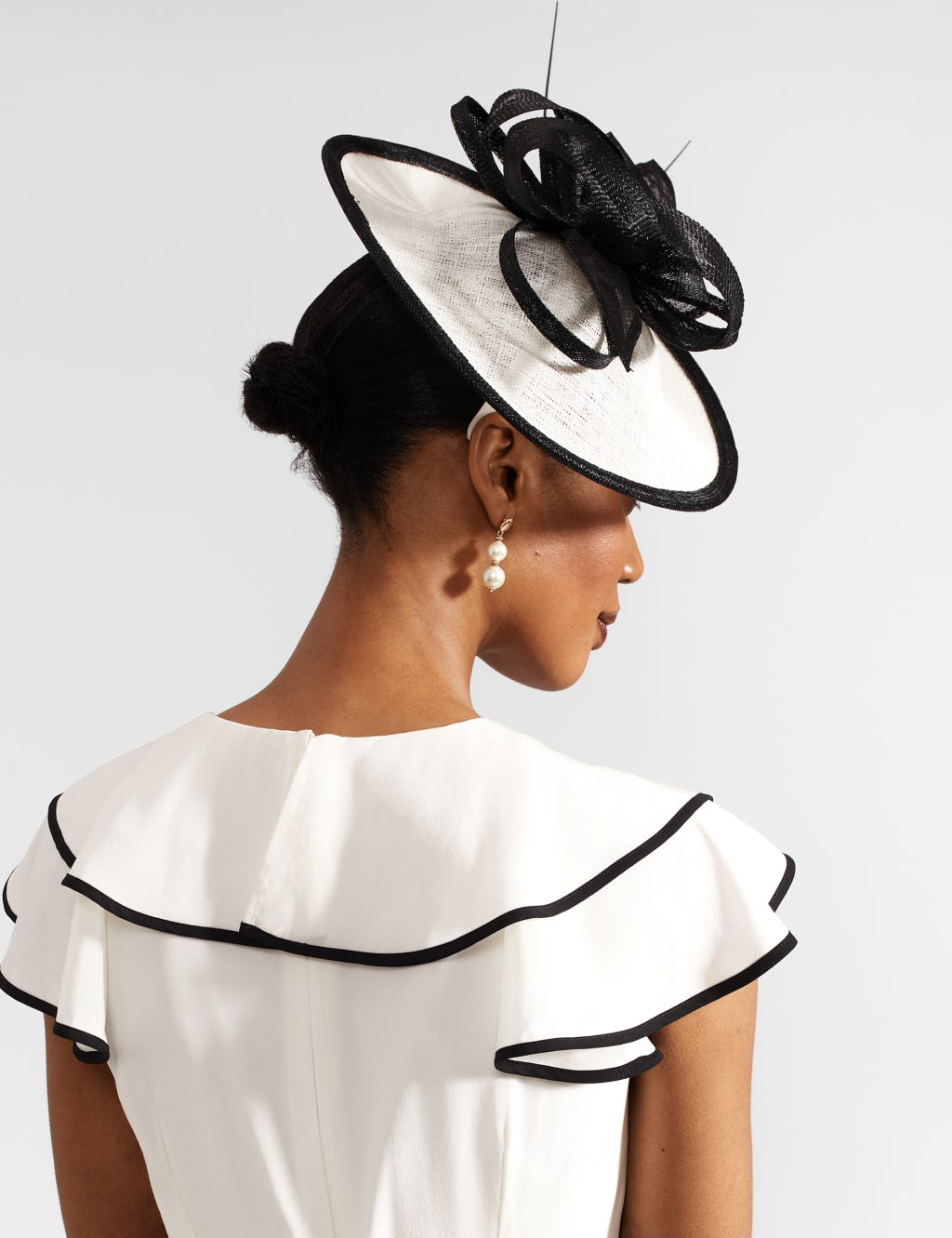 Textured Bow Fascinator 3 of 5