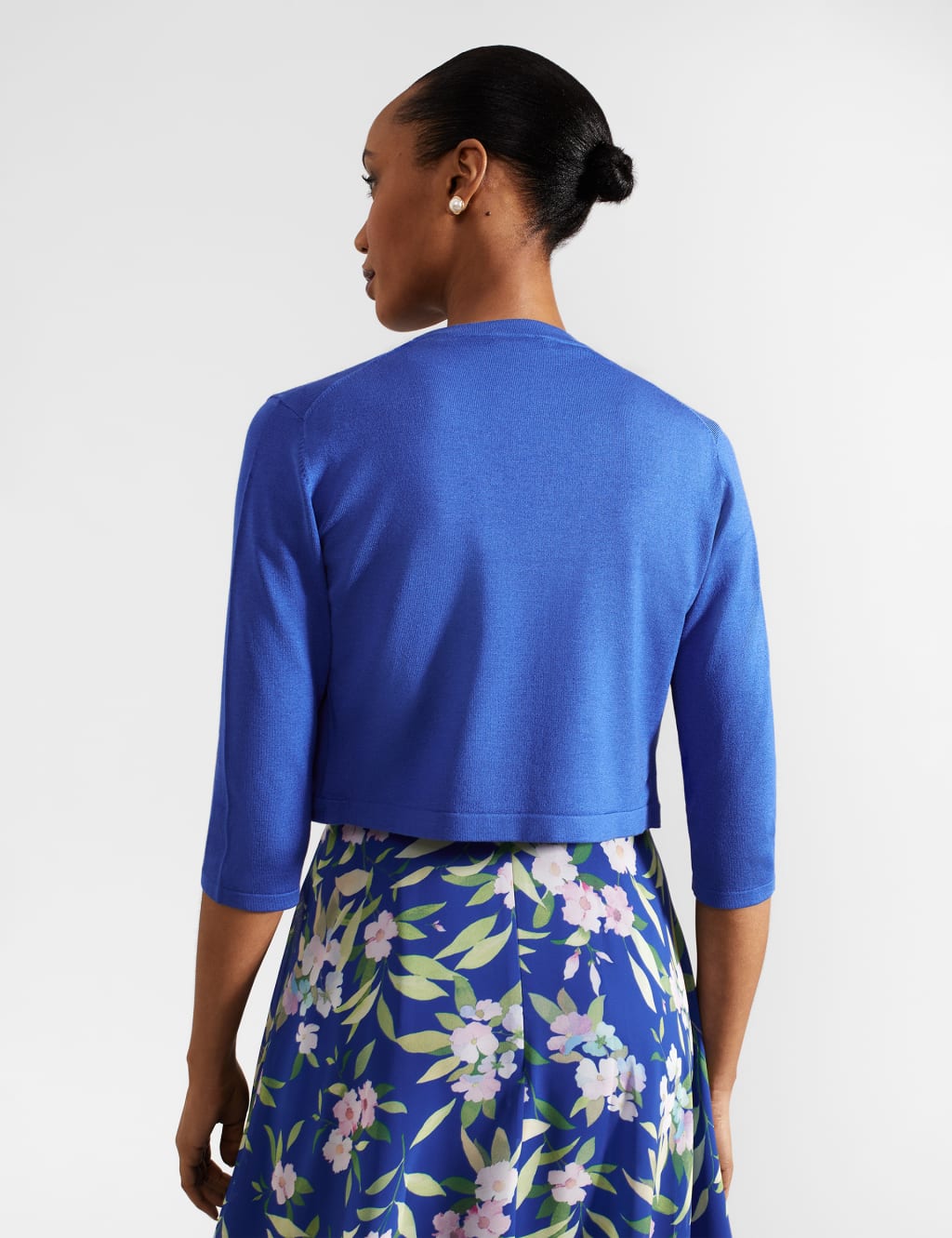 Open Neck Cropped Cardigan 3 of 5