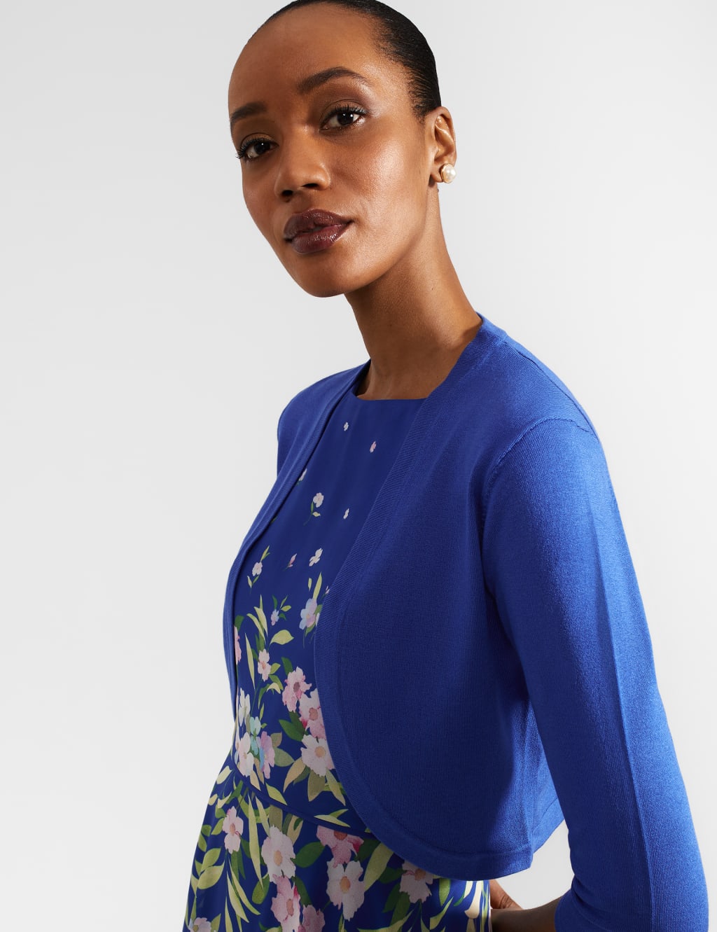 Open Neck Cropped Cardigan 4 of 5