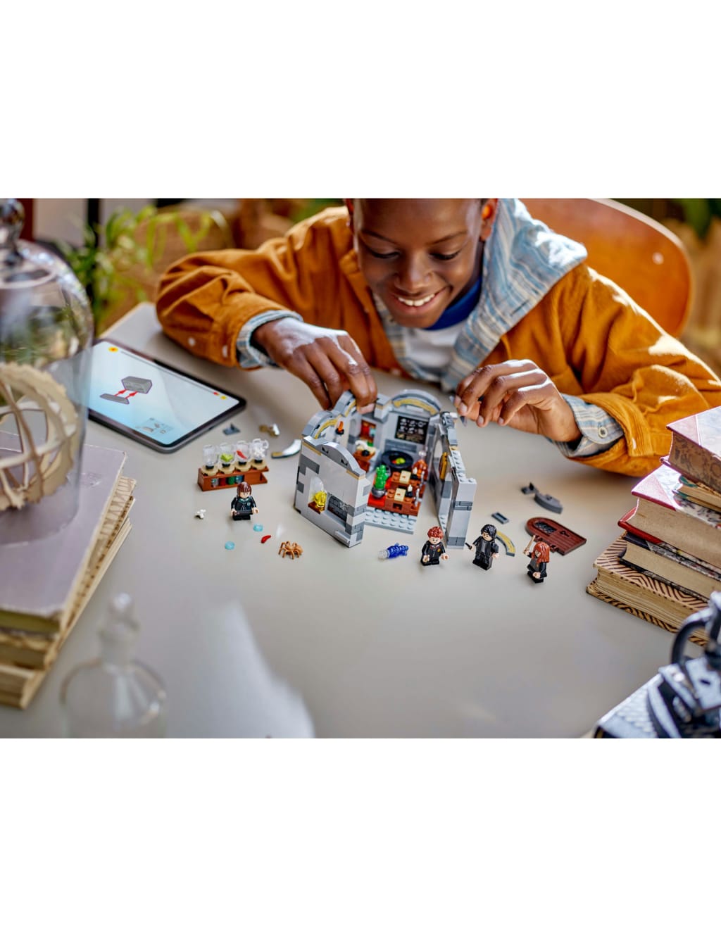LEGO® Harry Potter™ Hogwarts™ Castle: Potions Class 76431 (8+ Yrs) 4 of 4
