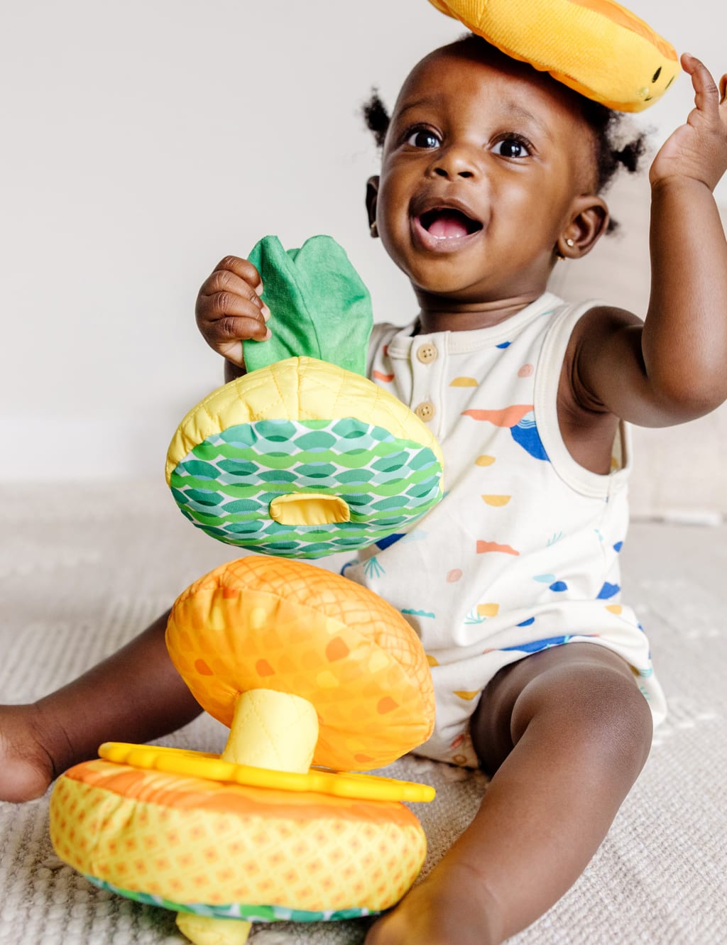 Pineapple baby toy clearance