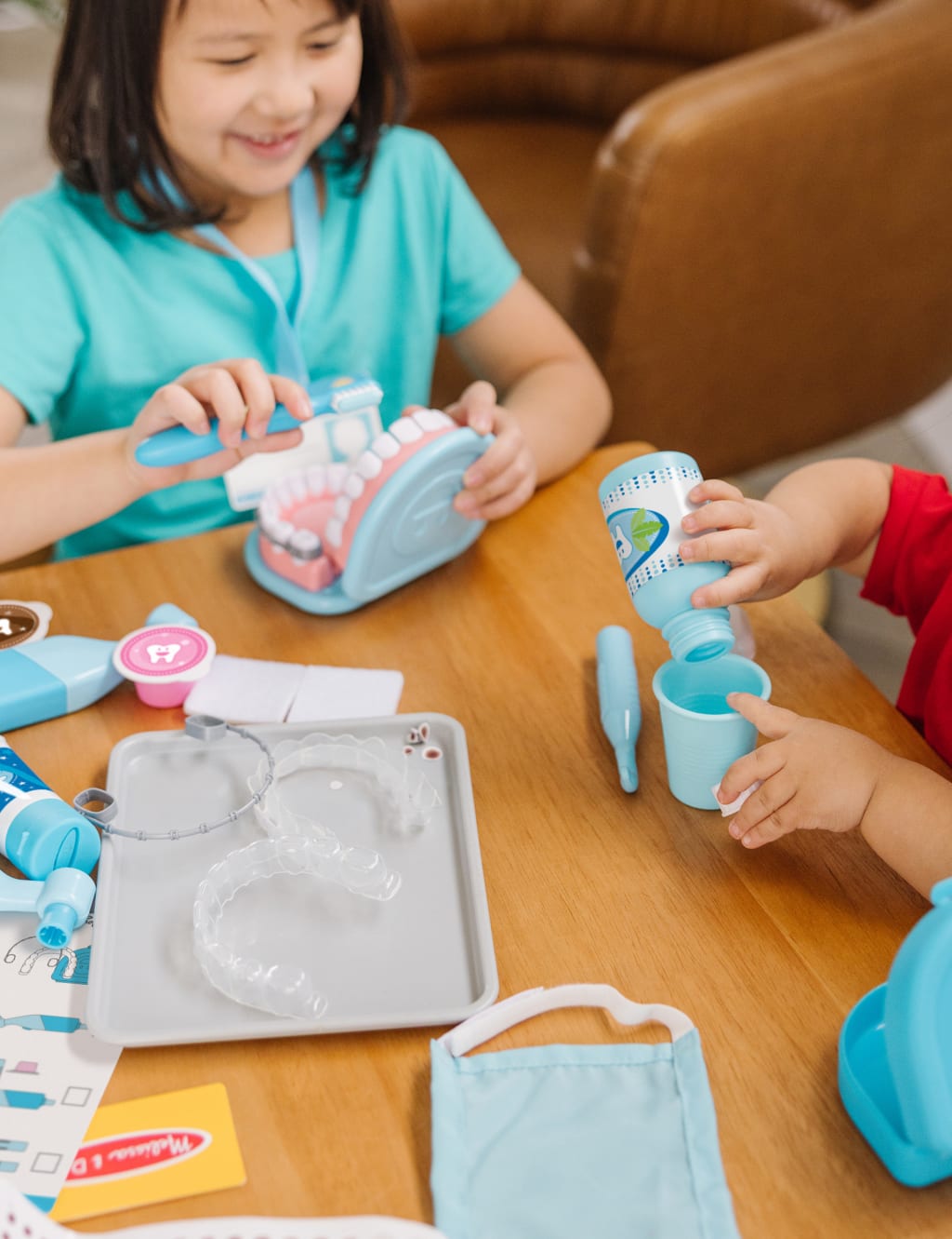 Play dentist kit hot sale