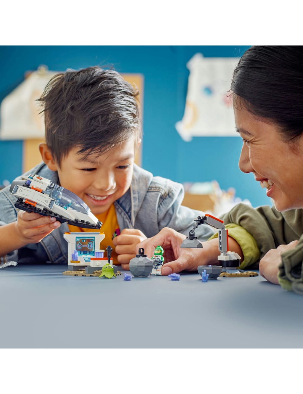 LEGO® City Spaceship and Asteroid Discovery Set 60429 (4+ Yrs) 2 of 5