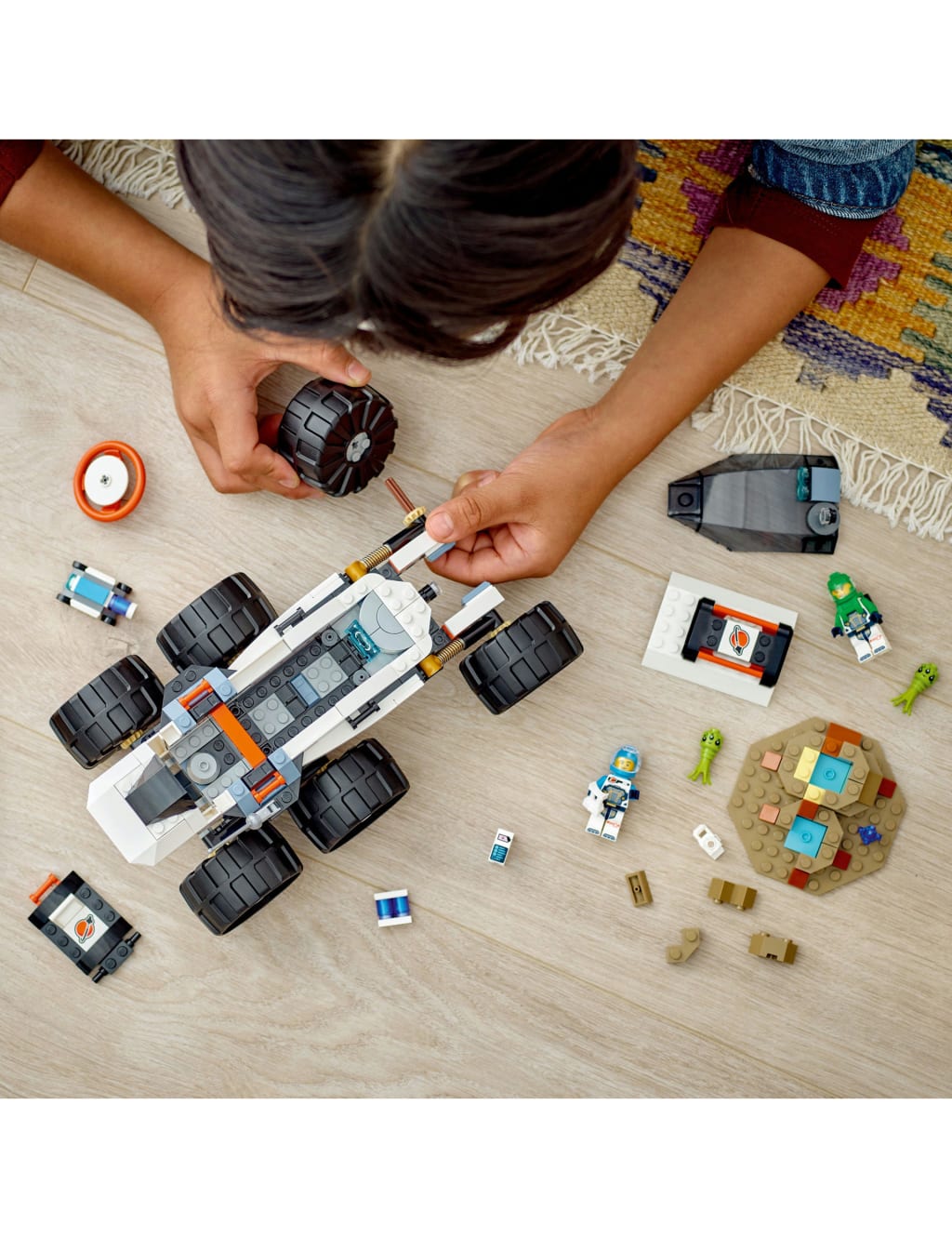 LEGO® City Space Explorer Rover and Alien Life 60431 (6+ Yrs) 4 of 5