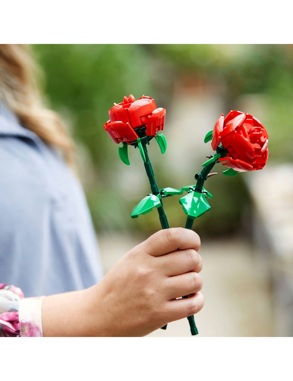 LEGO® Roses 40460 (8+ Yrs) 4 of 4