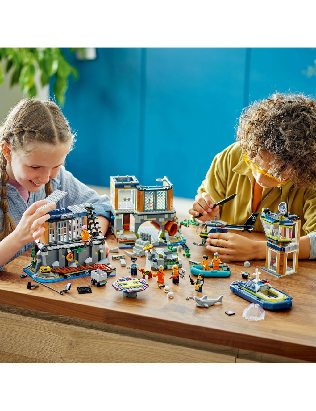 LEGO® City Police Prison Island Building Toy 60419 (7+ Yrs) 6 of 7