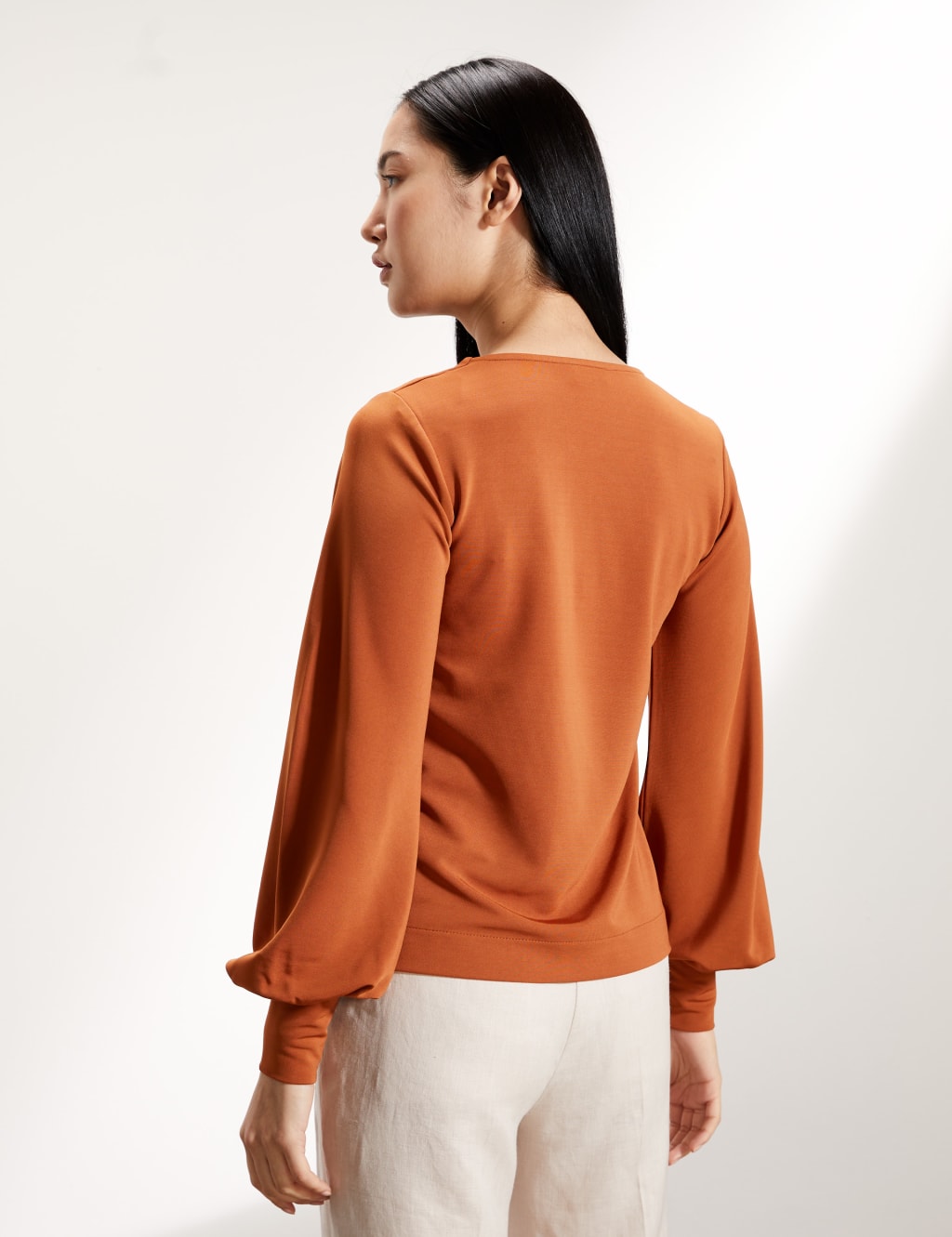 Jersey V-Neck Long Sleeve Top 5 of 6