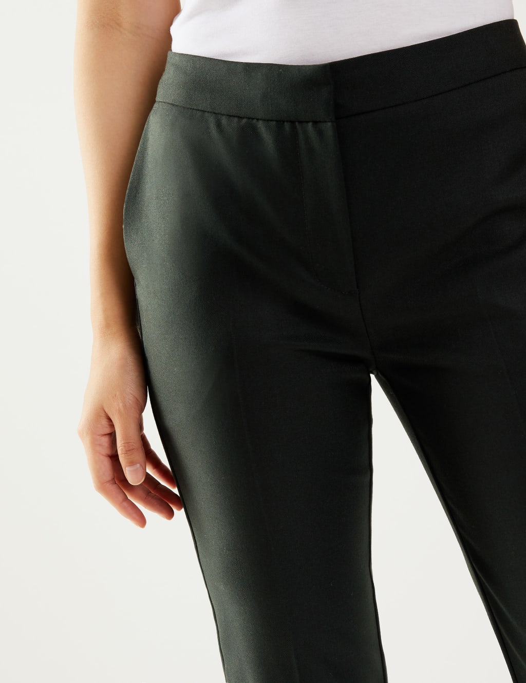 Tapered 7/8 Trousers 4 of 6