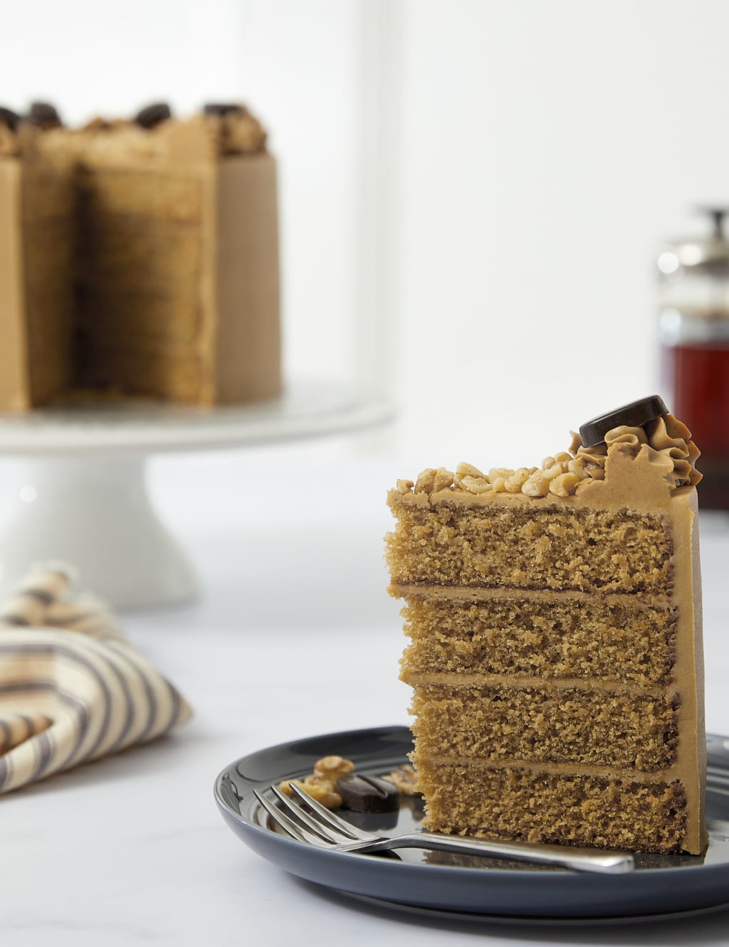 Coffee & Walnut Cake (Serves 16) 2 of 5
