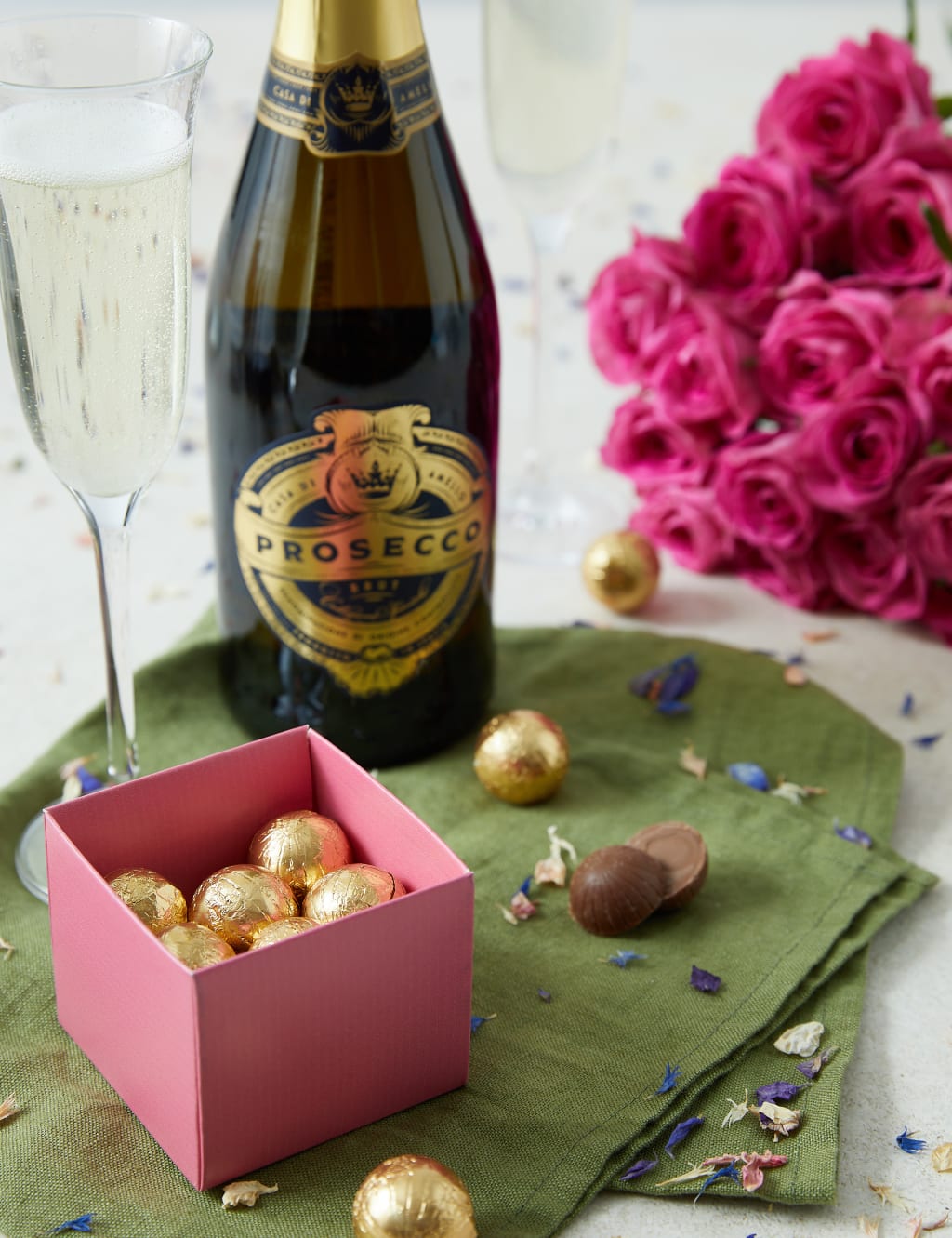Especially for You Bouquet with Prosecco & Chocolates Gift 3 of 4