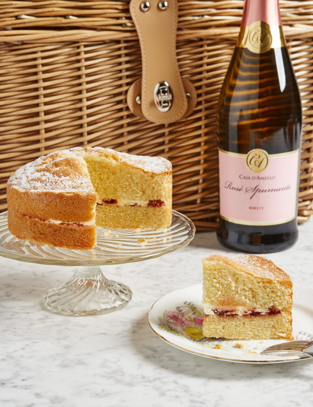 Luxury High Tea Hamper 3 of 6