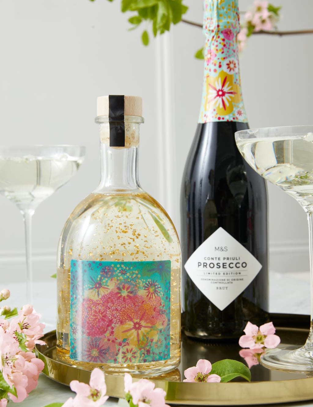 Cherry Blossom Glitter Gin Globe & Prosecco Gift 3 of 4