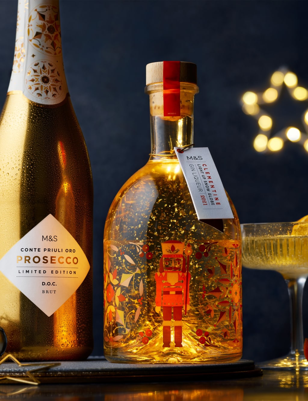 Clementine Light Up Snow Globe Gin Liqueur & Bouquet Gift 4 of 5