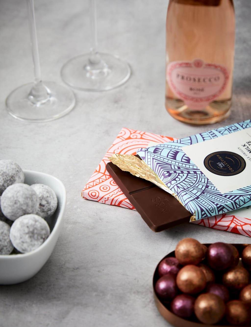 Pink Fizz & Chocolate Gift Box 2 of 2