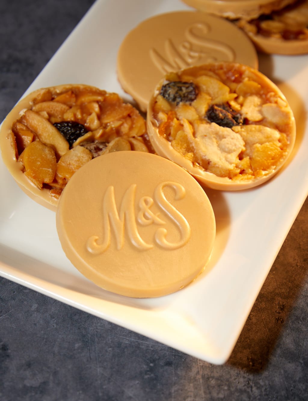 The M&S Collection Classic Hamper 3 of 5