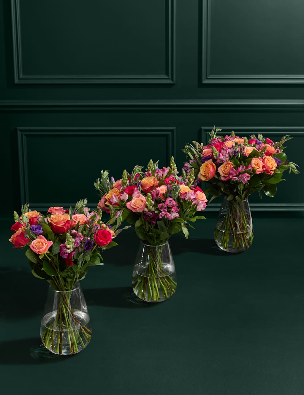 Roses, Lisianthus & Antirrhinum Bright Bouquet 6 of 8