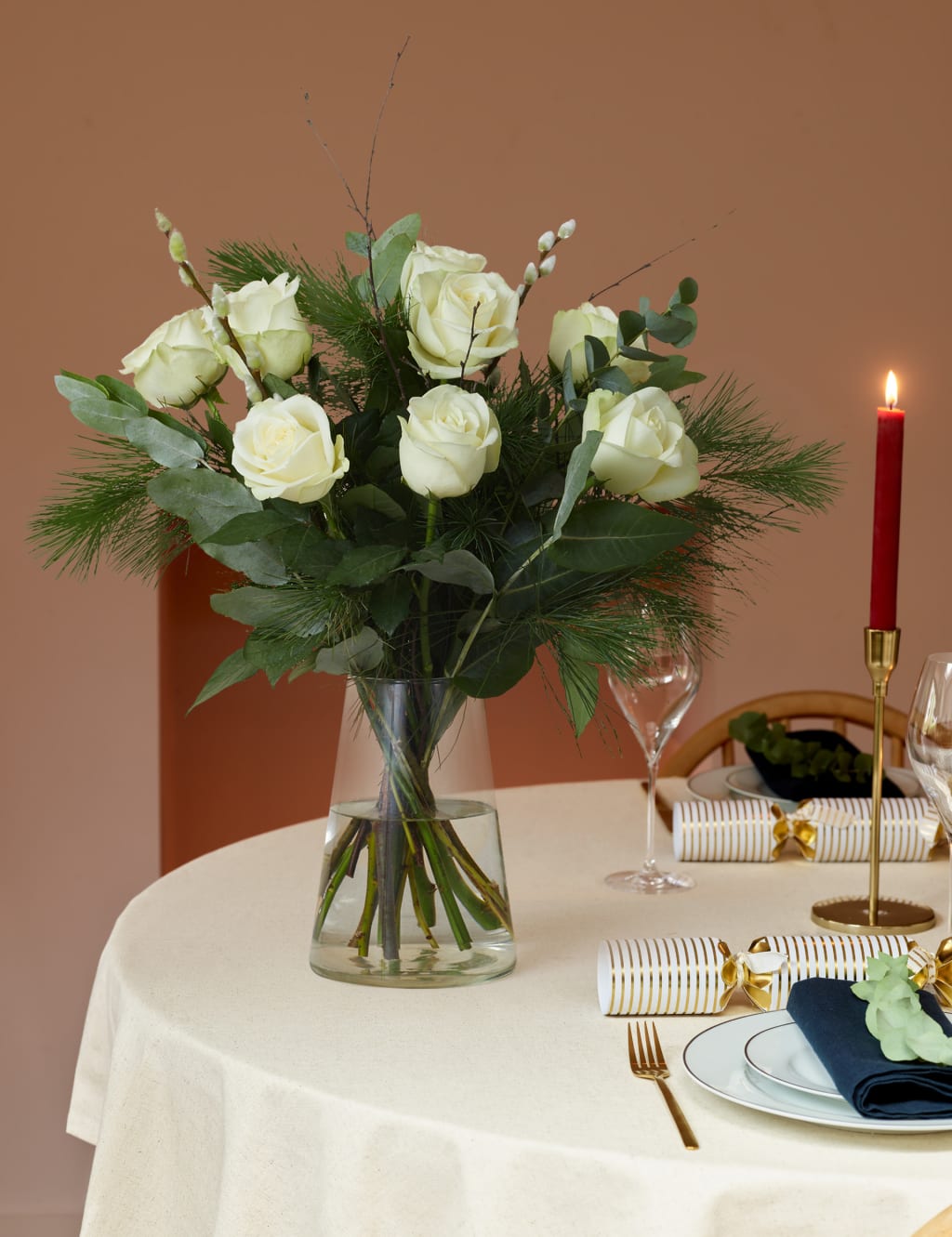 Christmas White Roses Flowers Bouquet 1 of 4