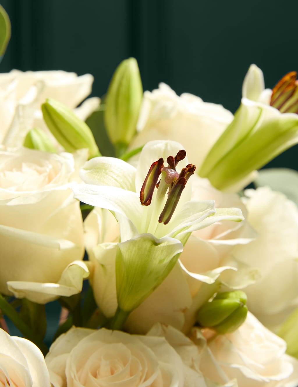 Rose & Lily Bouquet 3 of 6