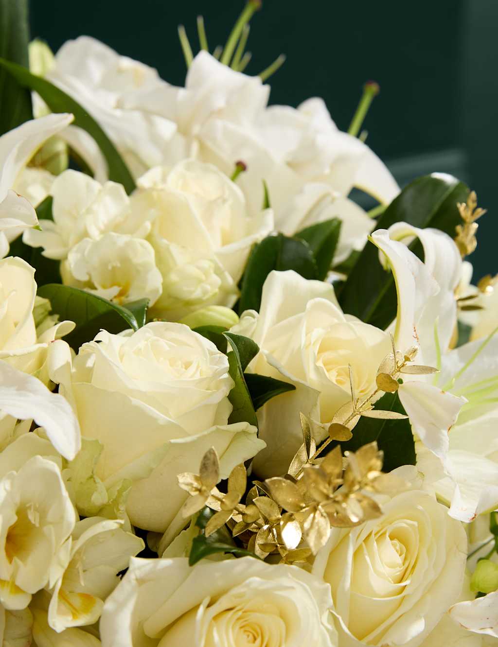 The Dame Joan Collins Bouquet with Vodka Martini Cocktail 4 of 13