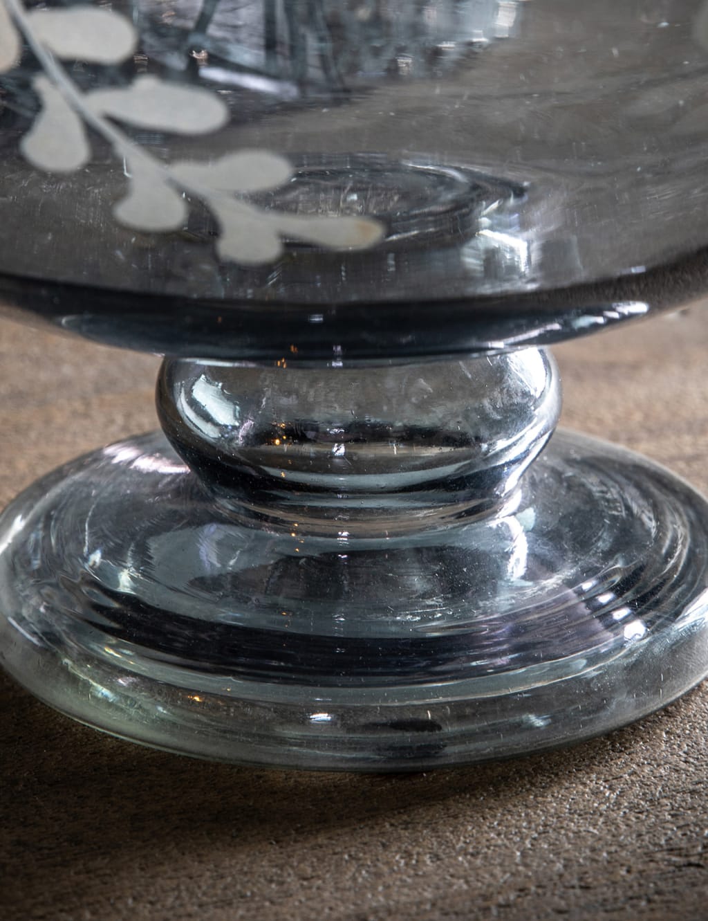 Eva Etched Hurricane Vase 4 of 4