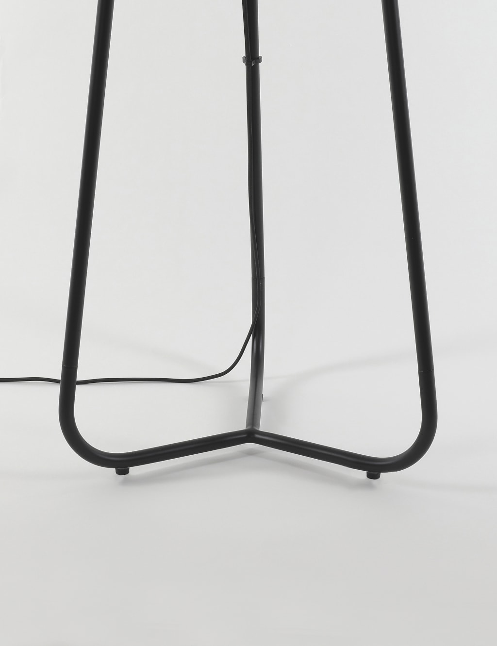 Dylan Tripod Floor Lamp 4 of 7