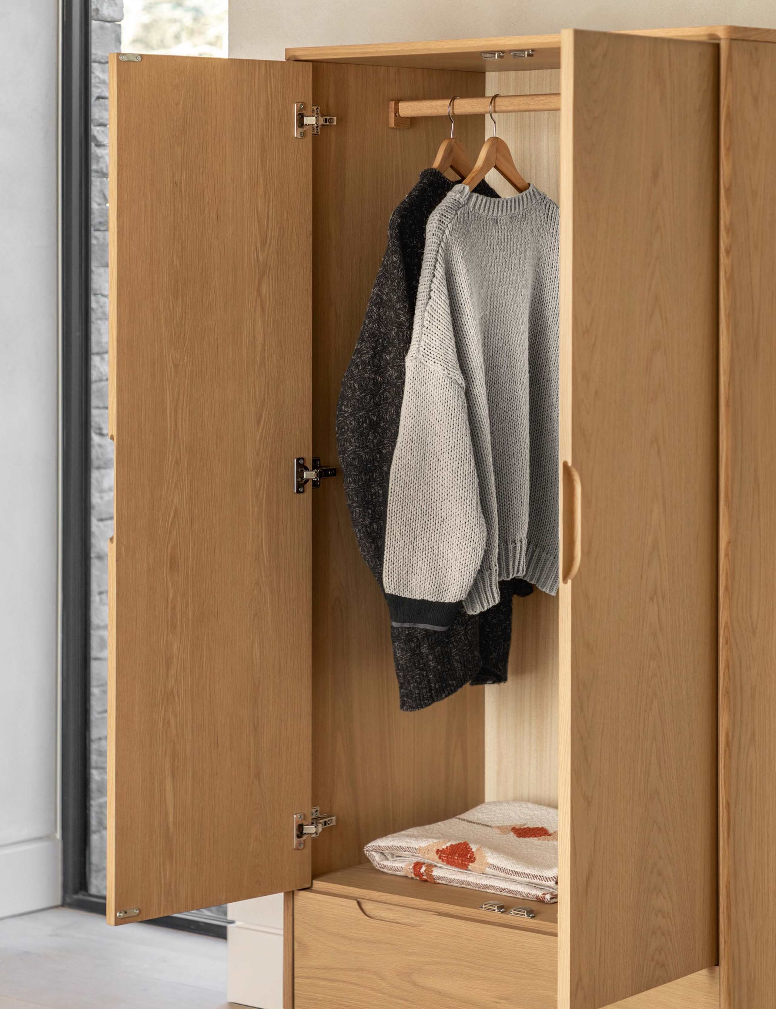 Nord Double Wardrobe 4 of 8