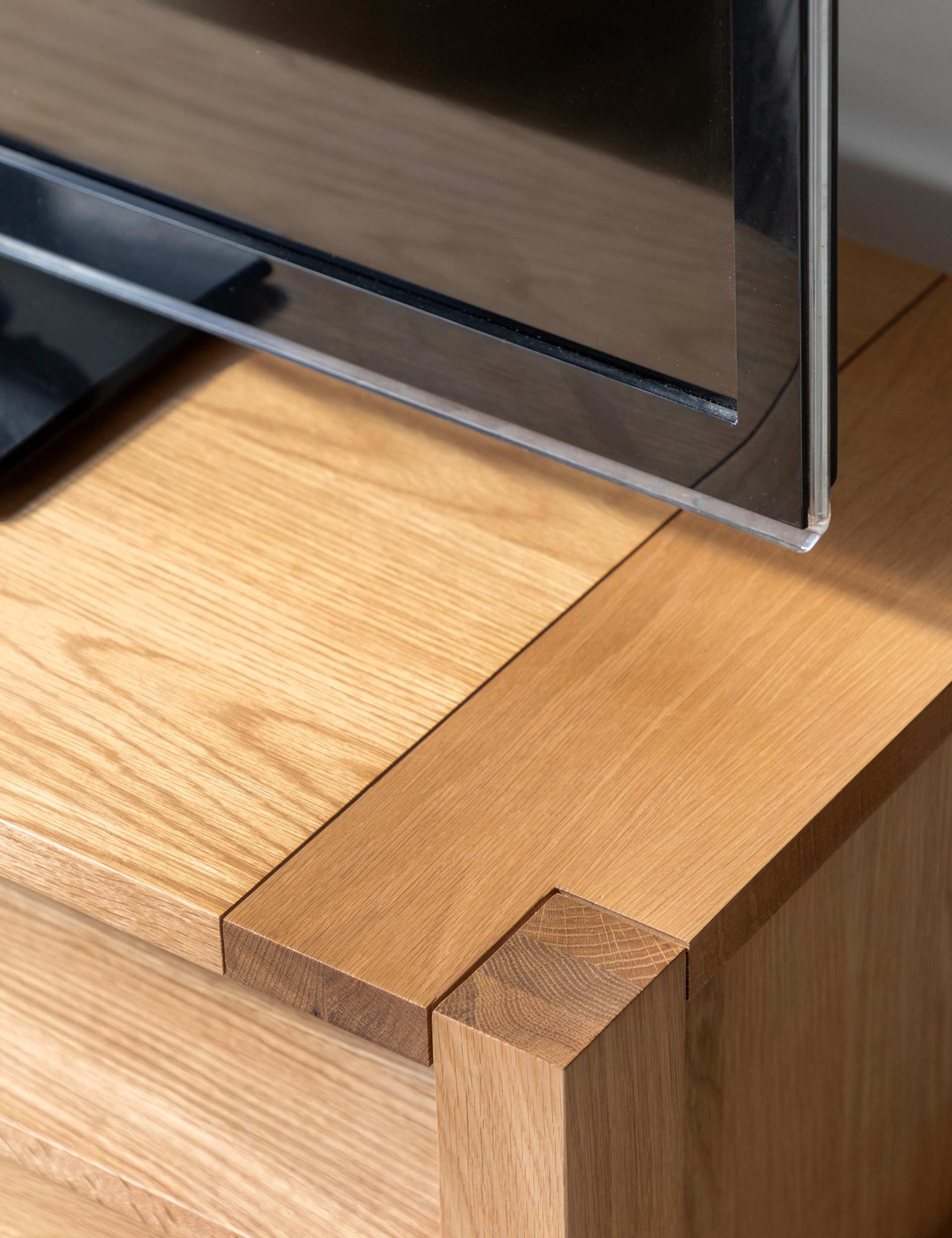 Sonoma™ TV Unit 5 of 13