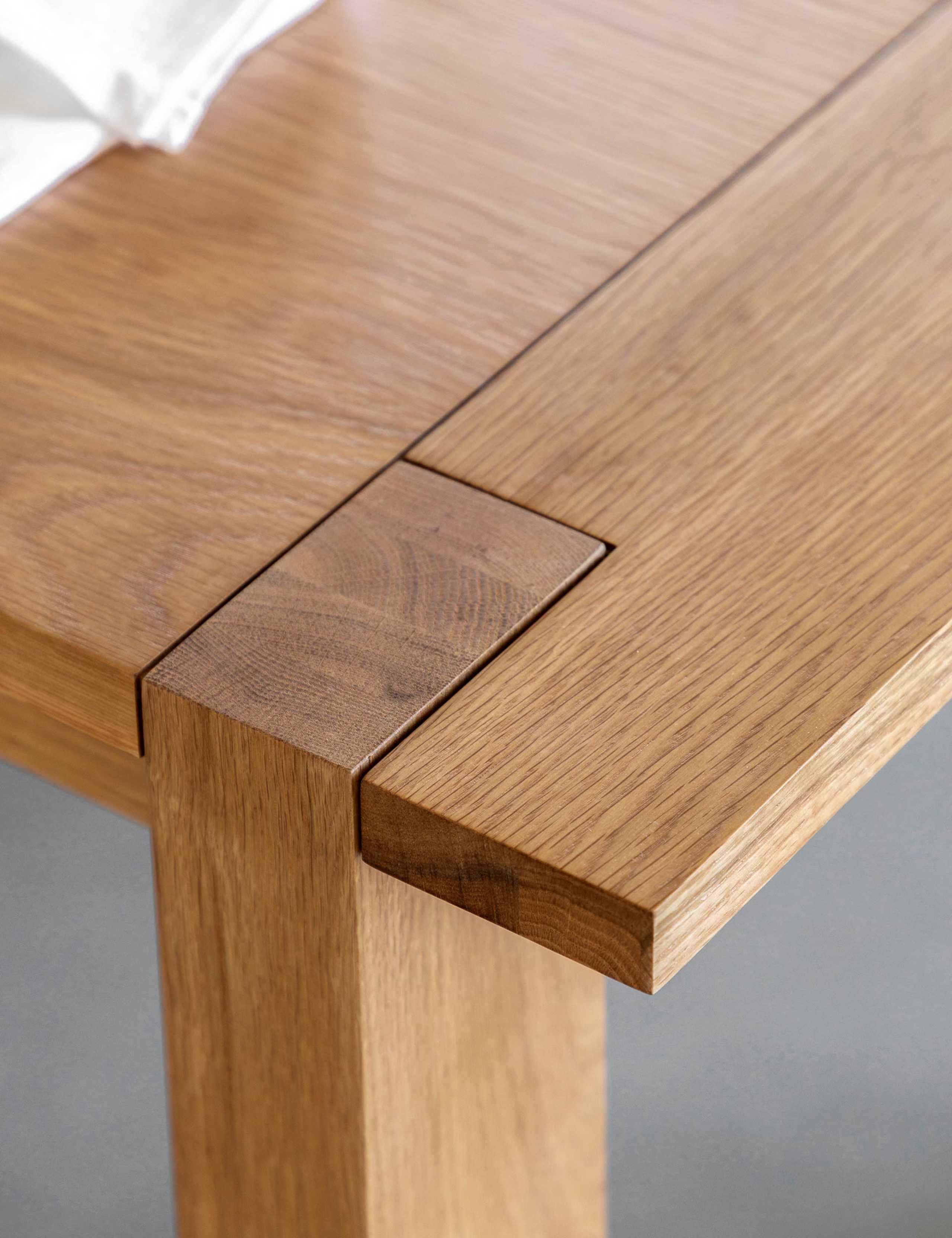 Sonoma™ 8-10 Seater Extending Dining Table 3 of 14