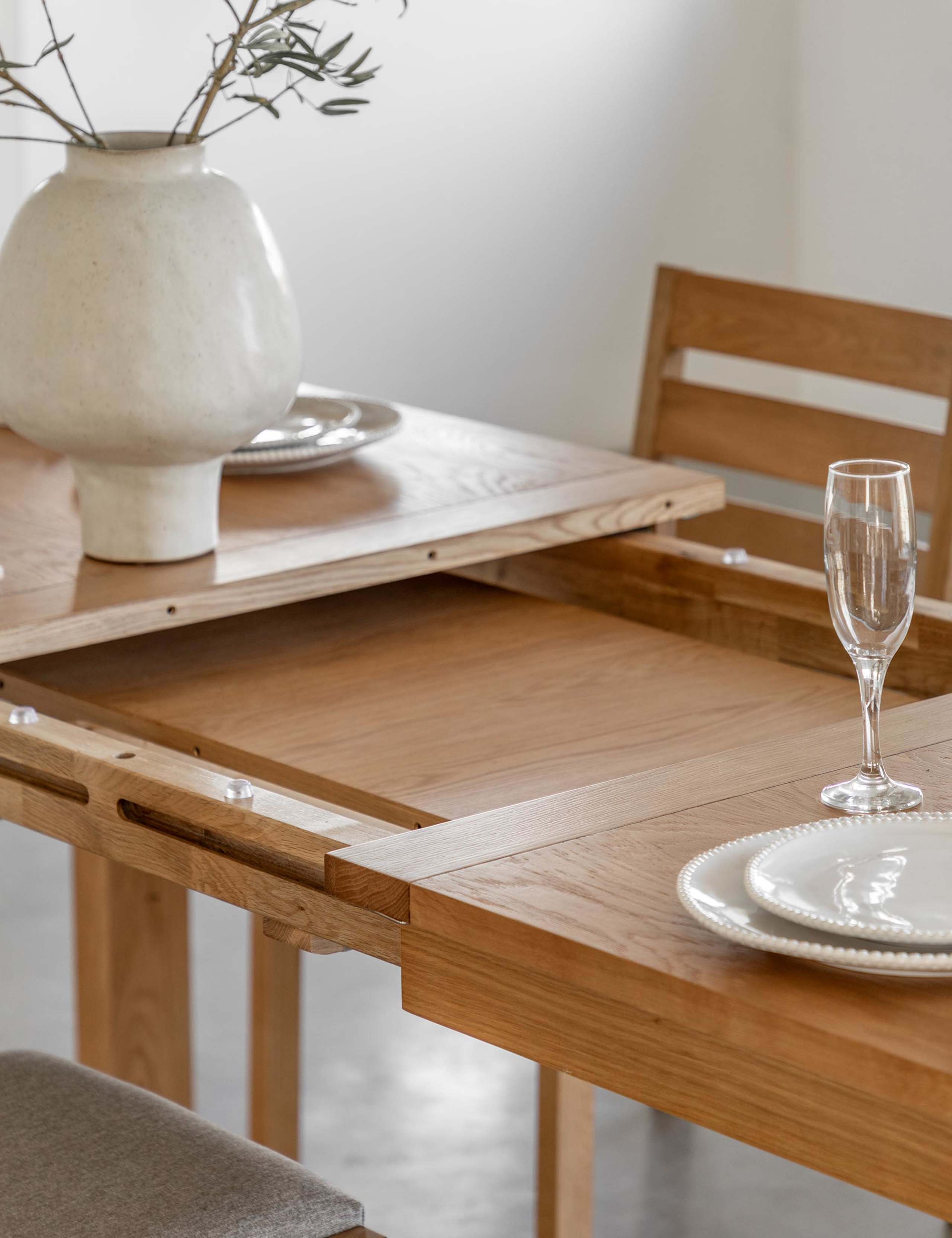 Sonoma™ 8-10 Seater Extending Dining Table 4 of 14