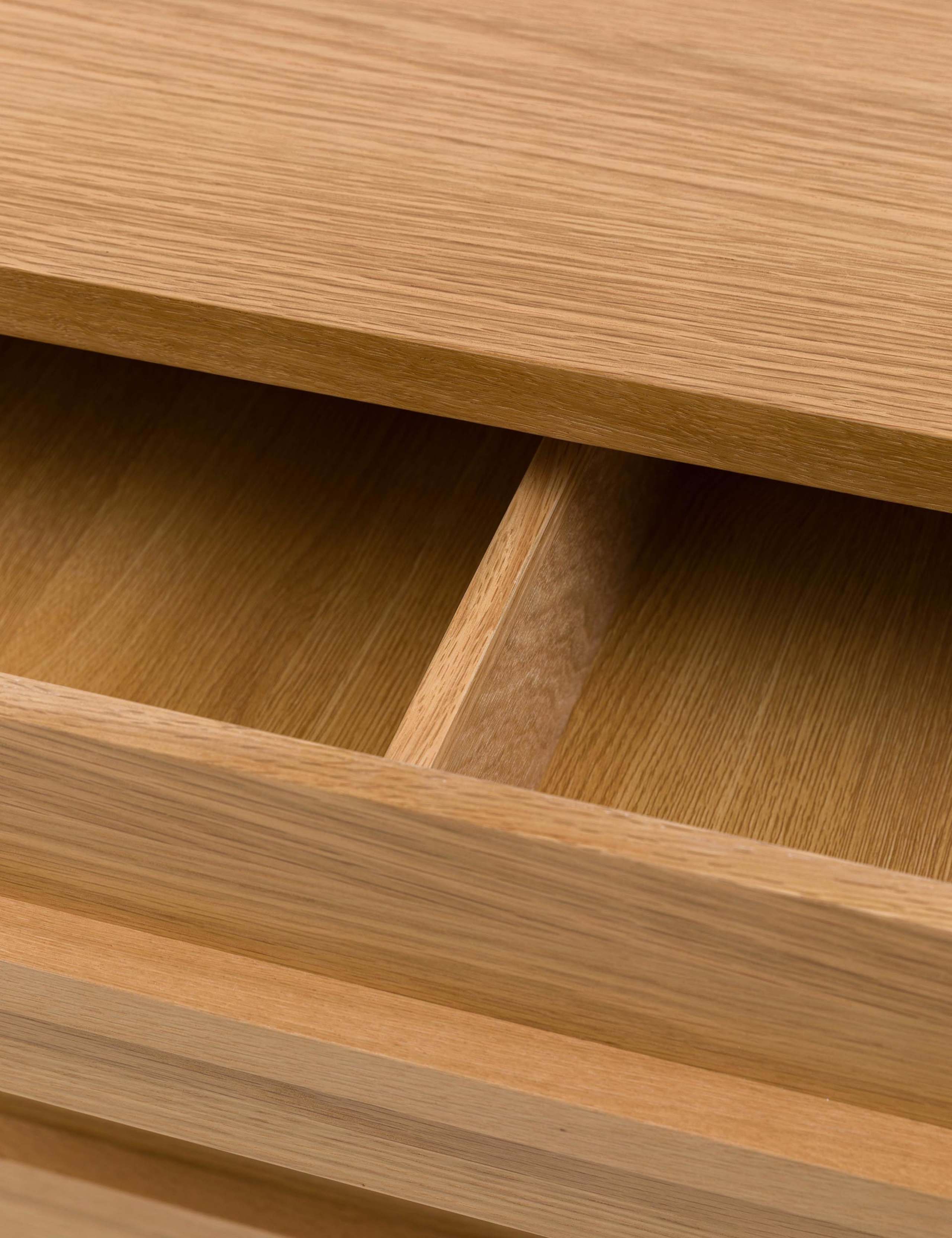 Sonoma™ Wide 4 Drawer Chest 13 of 13
