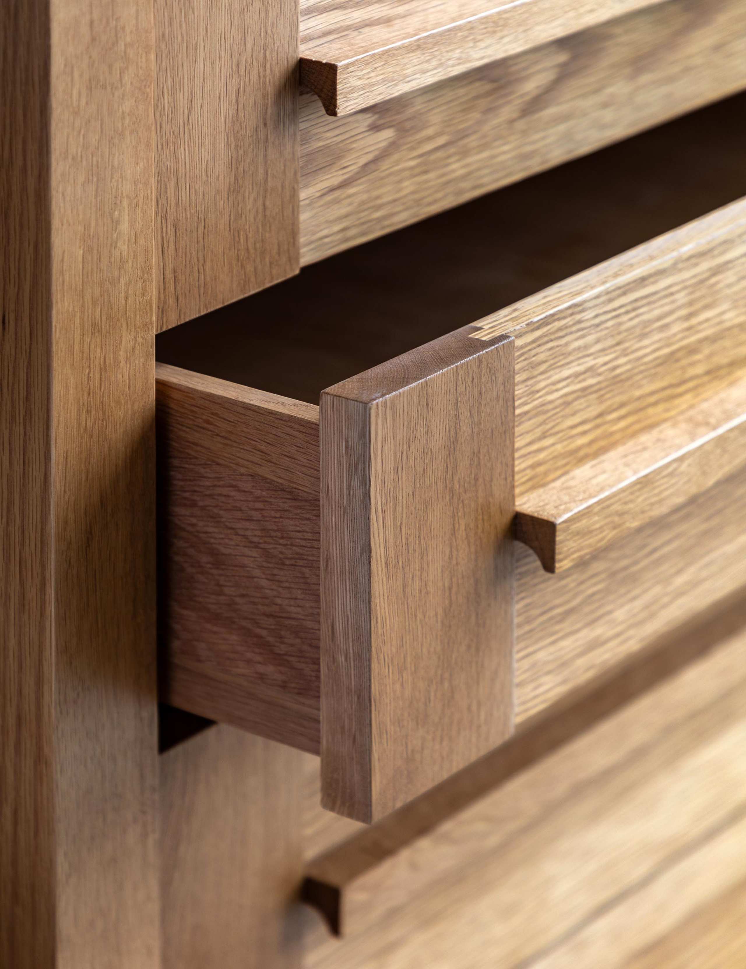 Sonoma™ Wide 4 Drawer Chest 4 of 13
