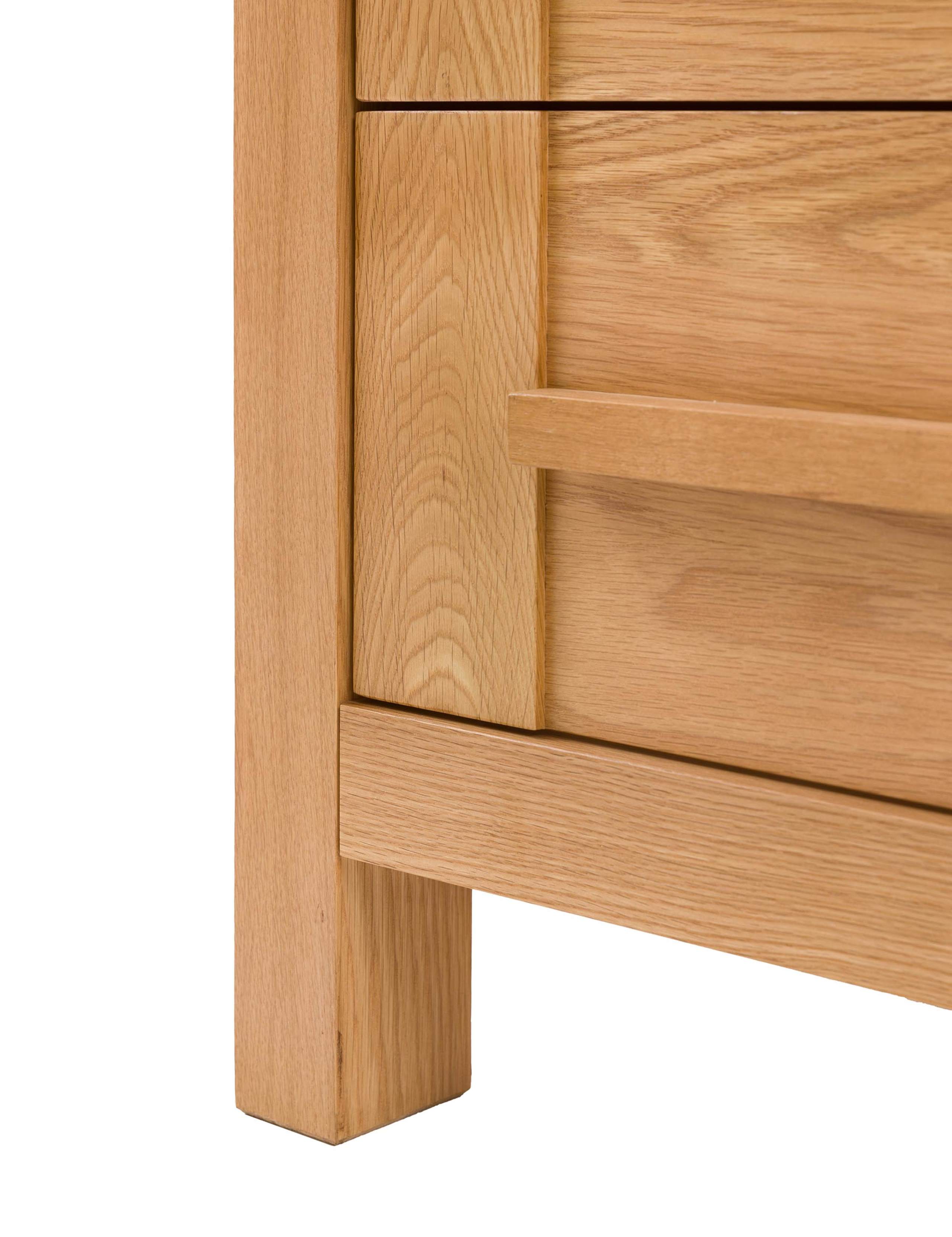 Sonoma™ 4 Drawer Chest 13 of 13