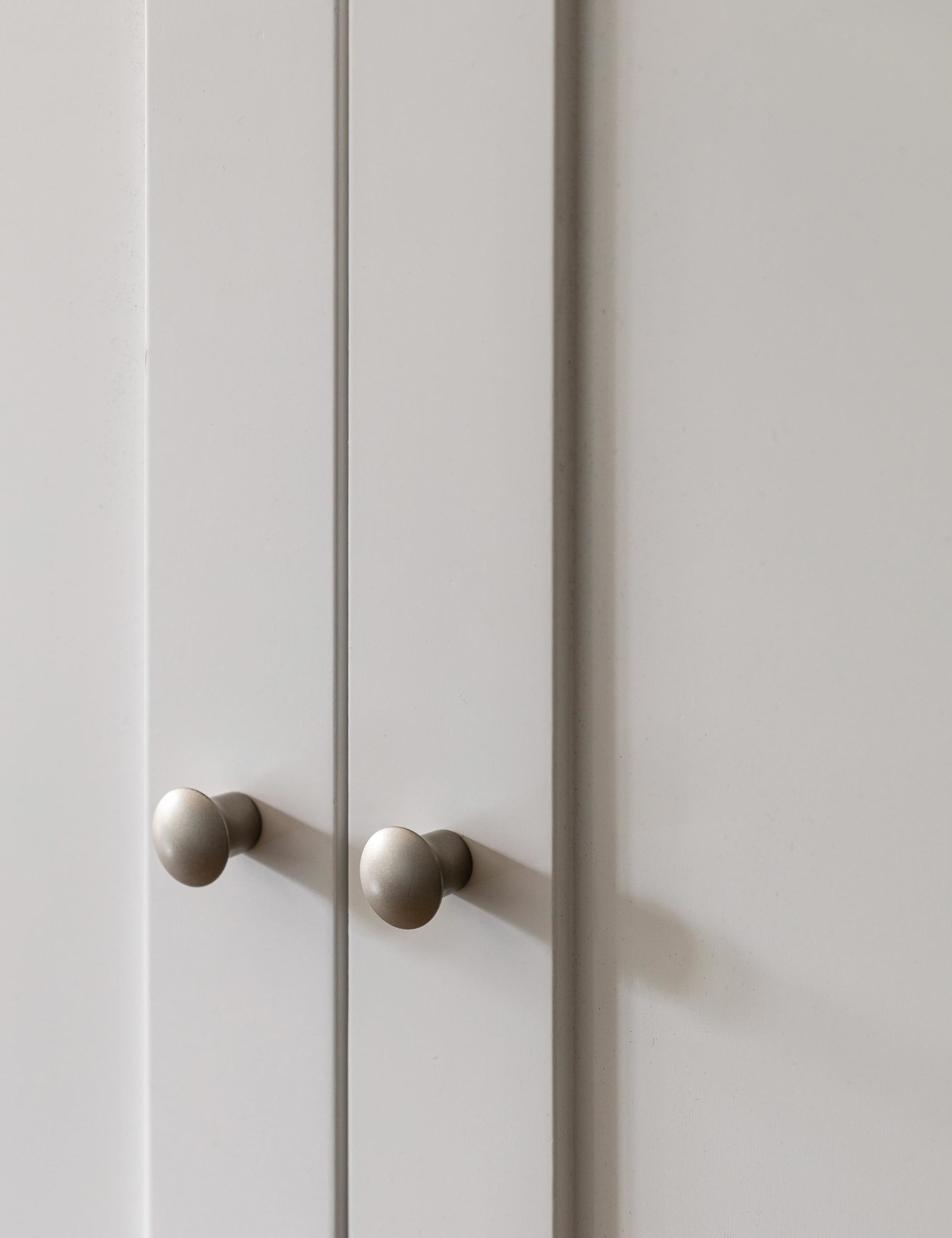 Hastings White Double Wardrobe 3 of 9