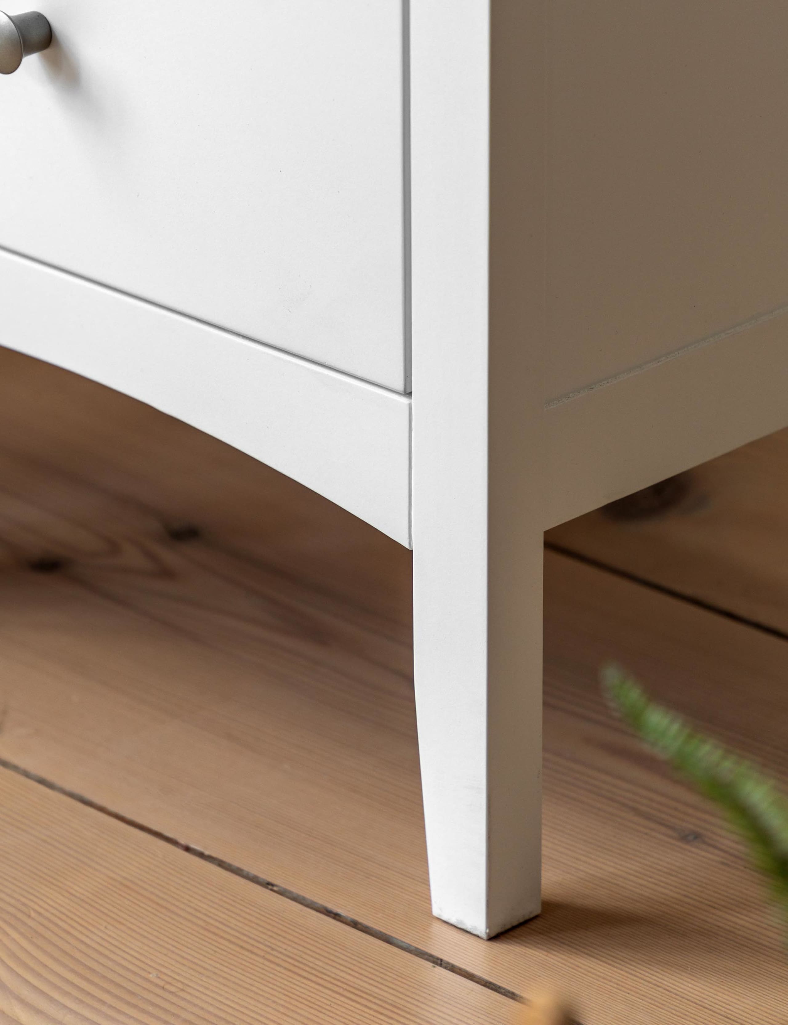 Hastings White Tall 6 Drawer Chest 4 of 8