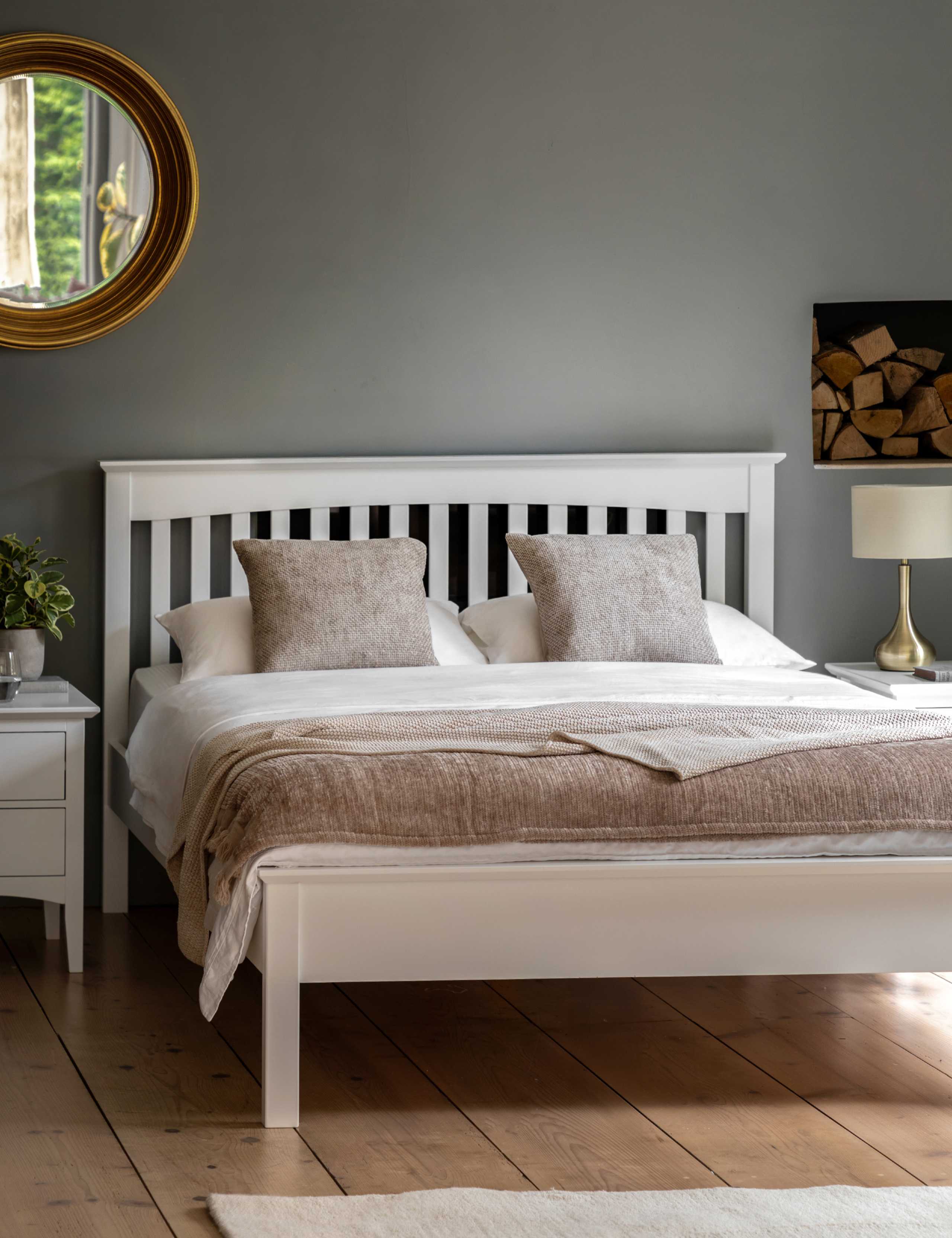 Hastings Bed 1 of 7
