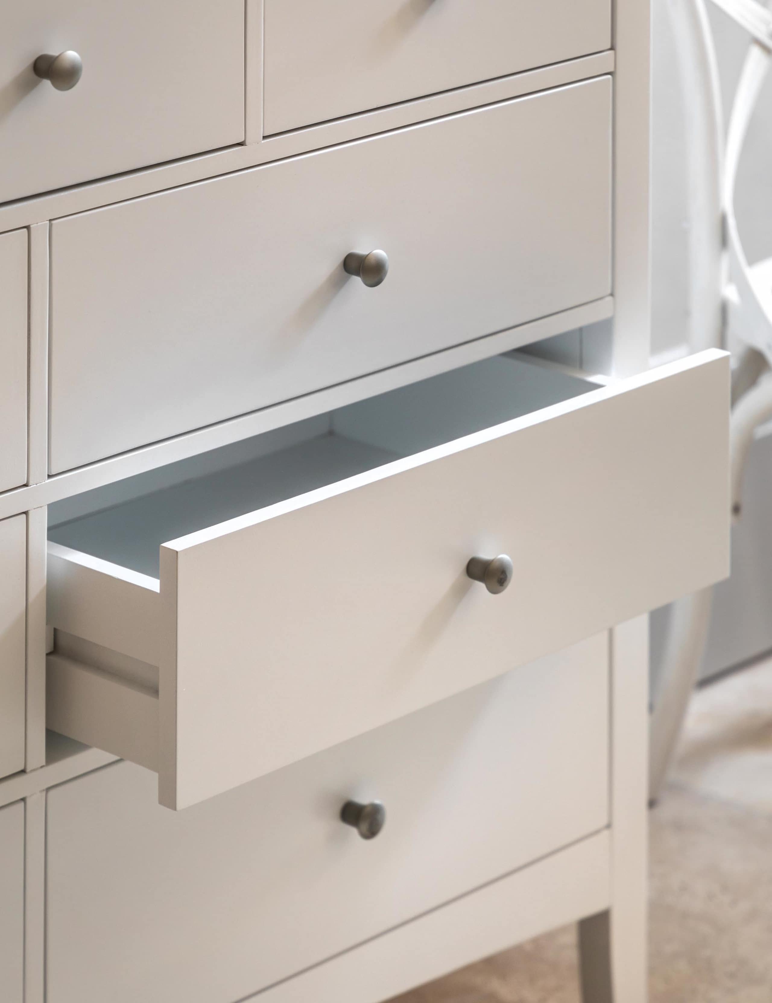 Hastings White 9 Drawer Chest 3 of 8