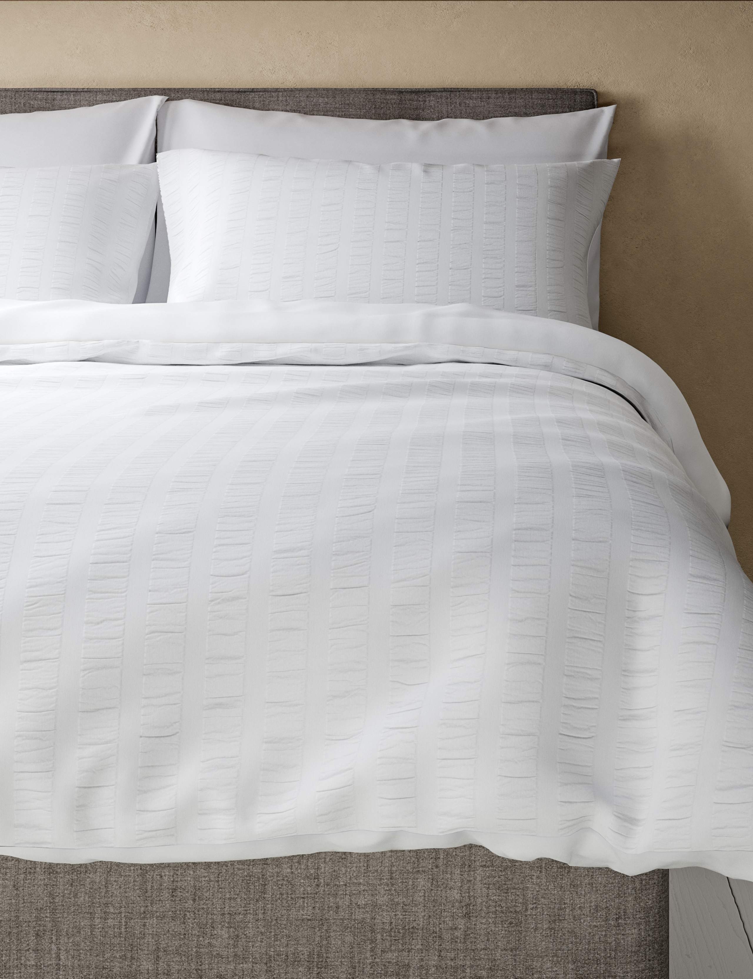 Pure Cotton Striped Seersucker Bedding Set 4 of 4