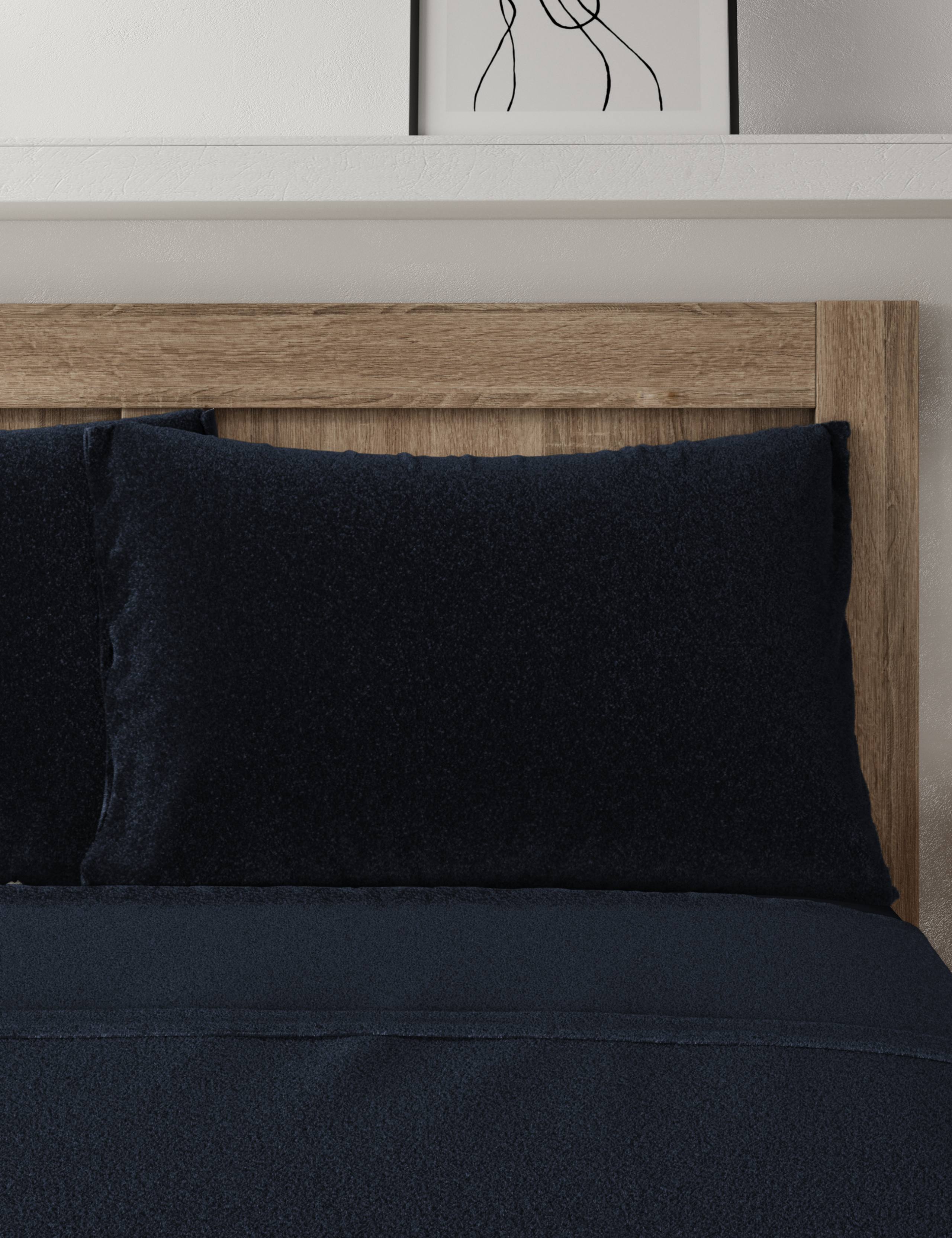 2 Pack Teddy Fleece Standard Pillowcases 2 of 2