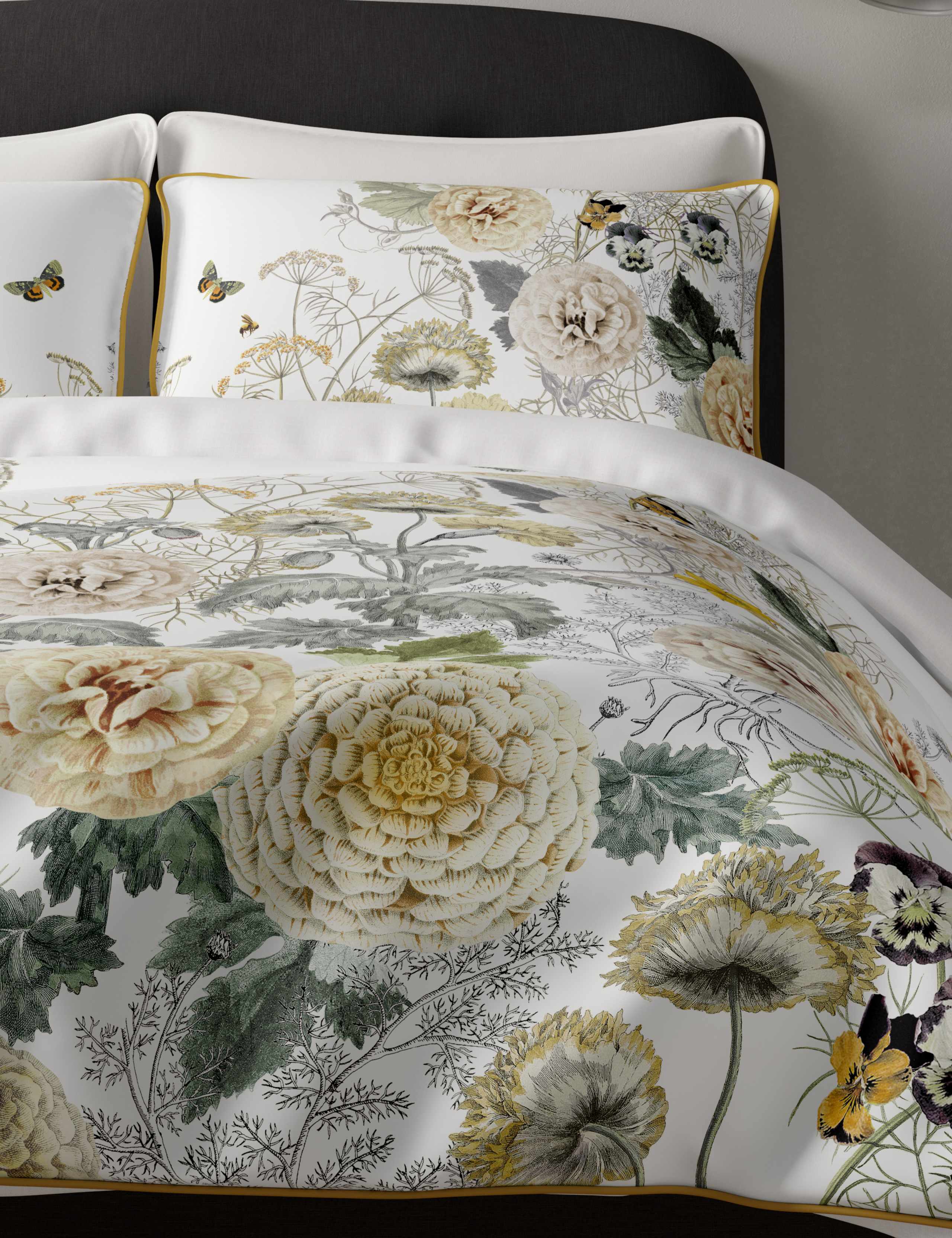 Pure Cotton Floral Piped Edge Bedding Set 4 of 4