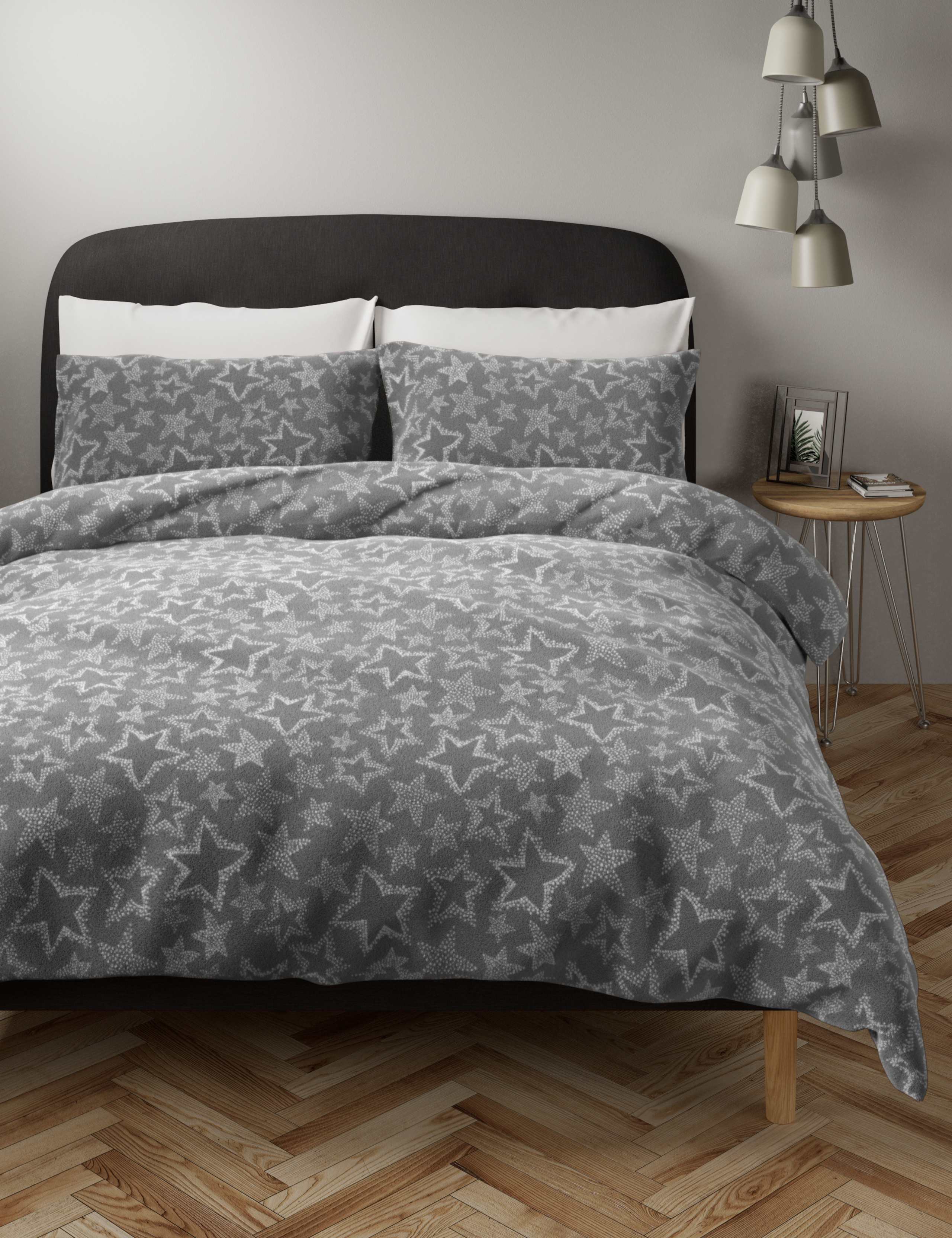 Fleece Star Print Bedding Set 6 of 6