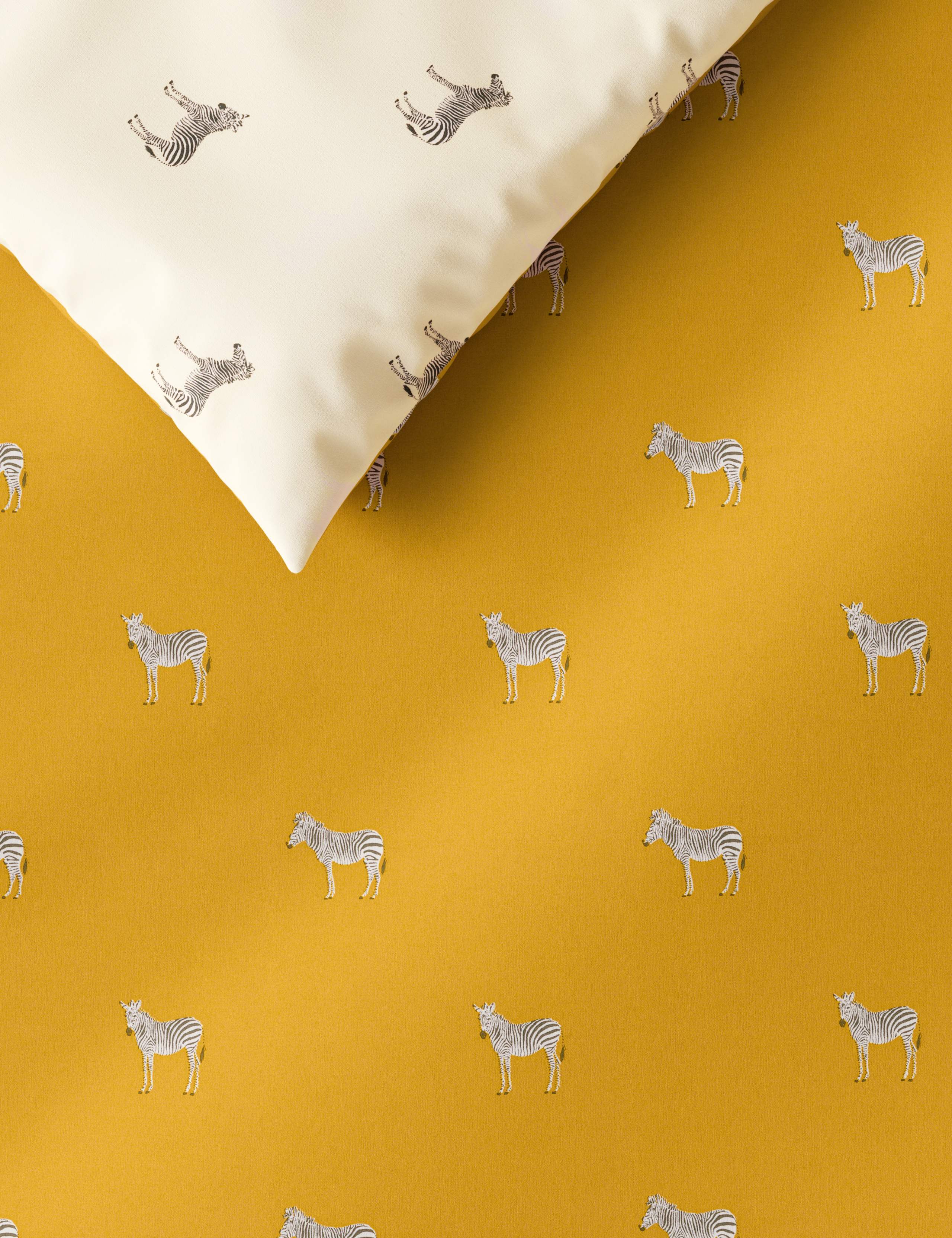Alexa Zebra Bedding Set 2 of 5