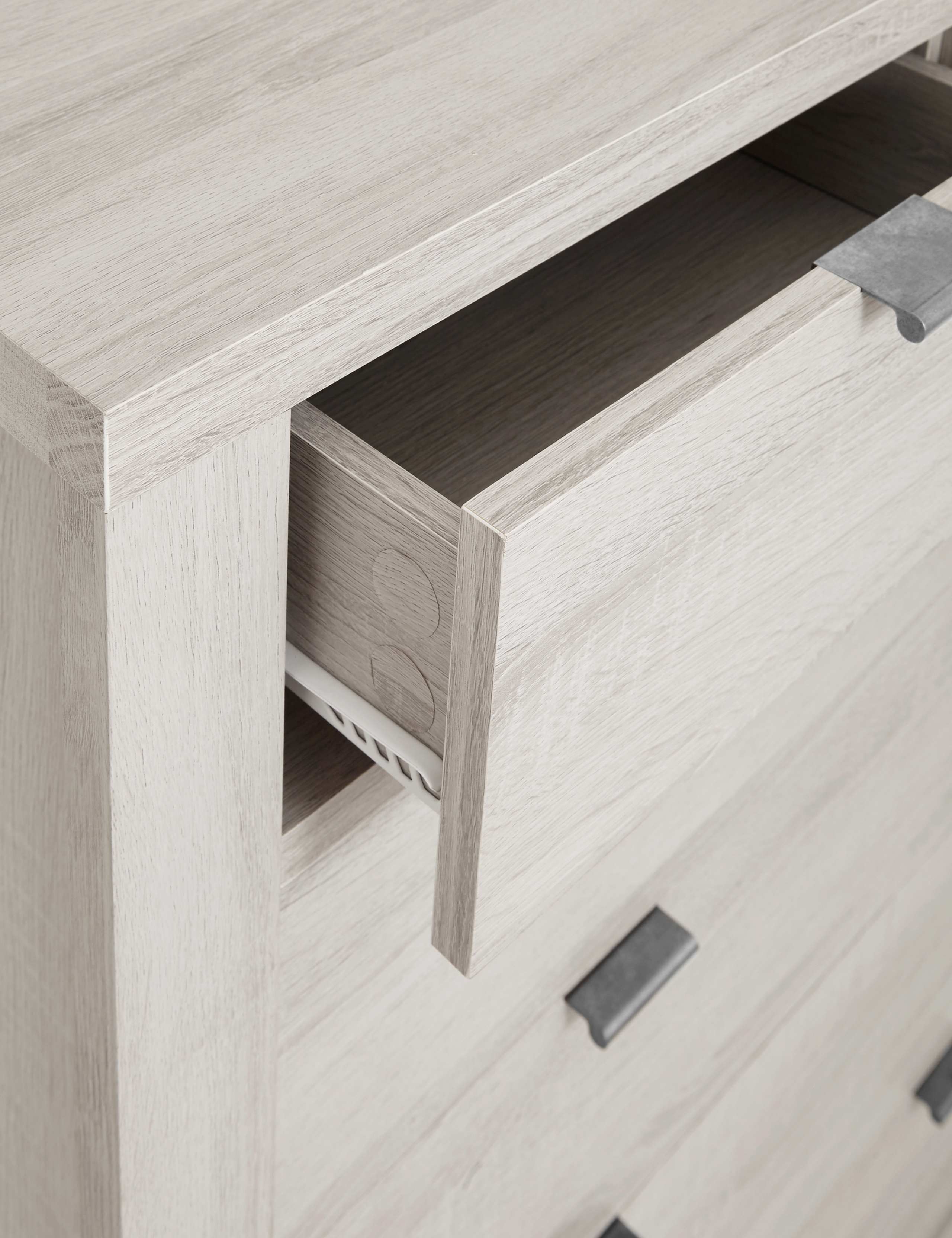 Arlo 6 Drawer Chest 5 of 9