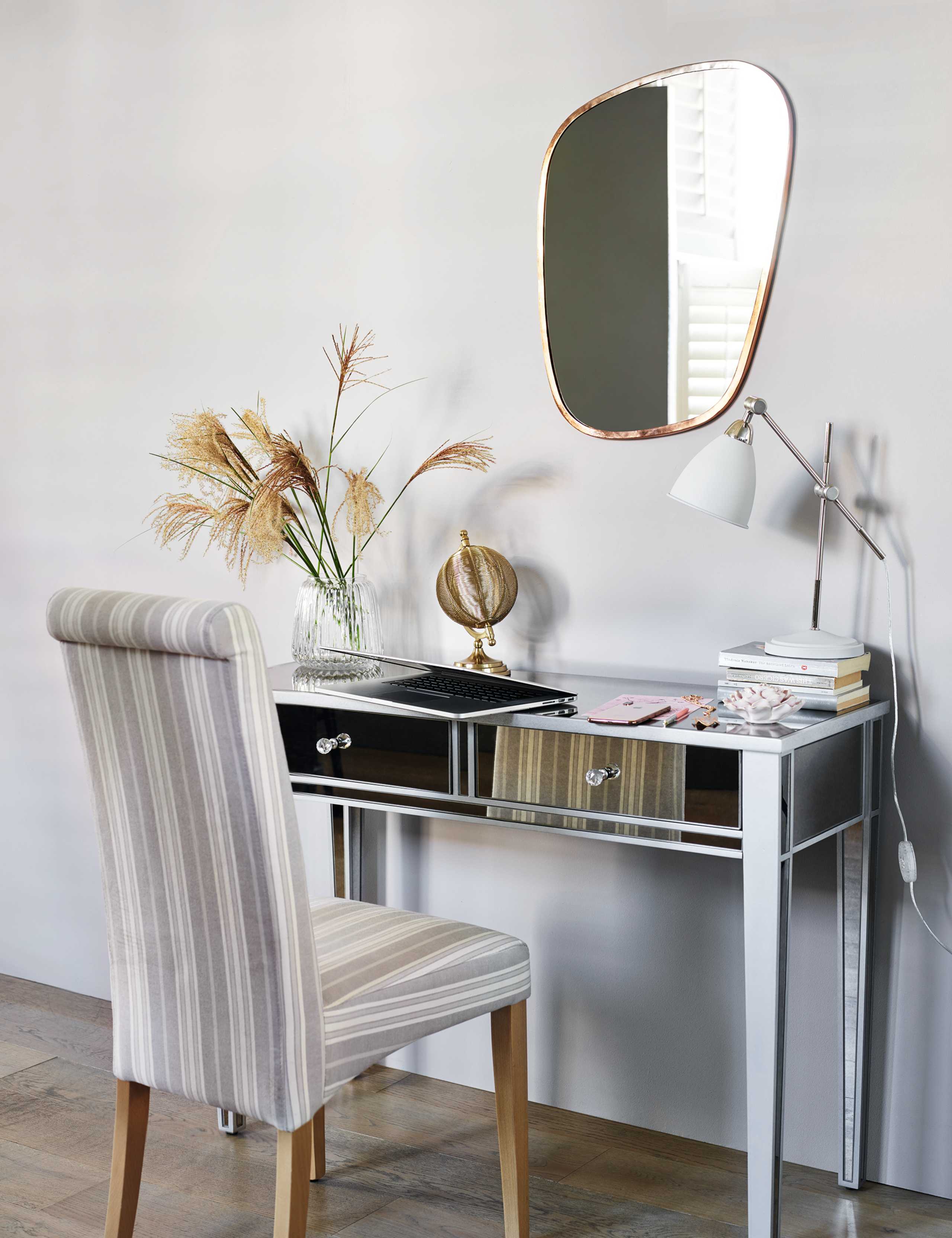 Set of 2 Striped Fabric Dining Chairs 7 of 8