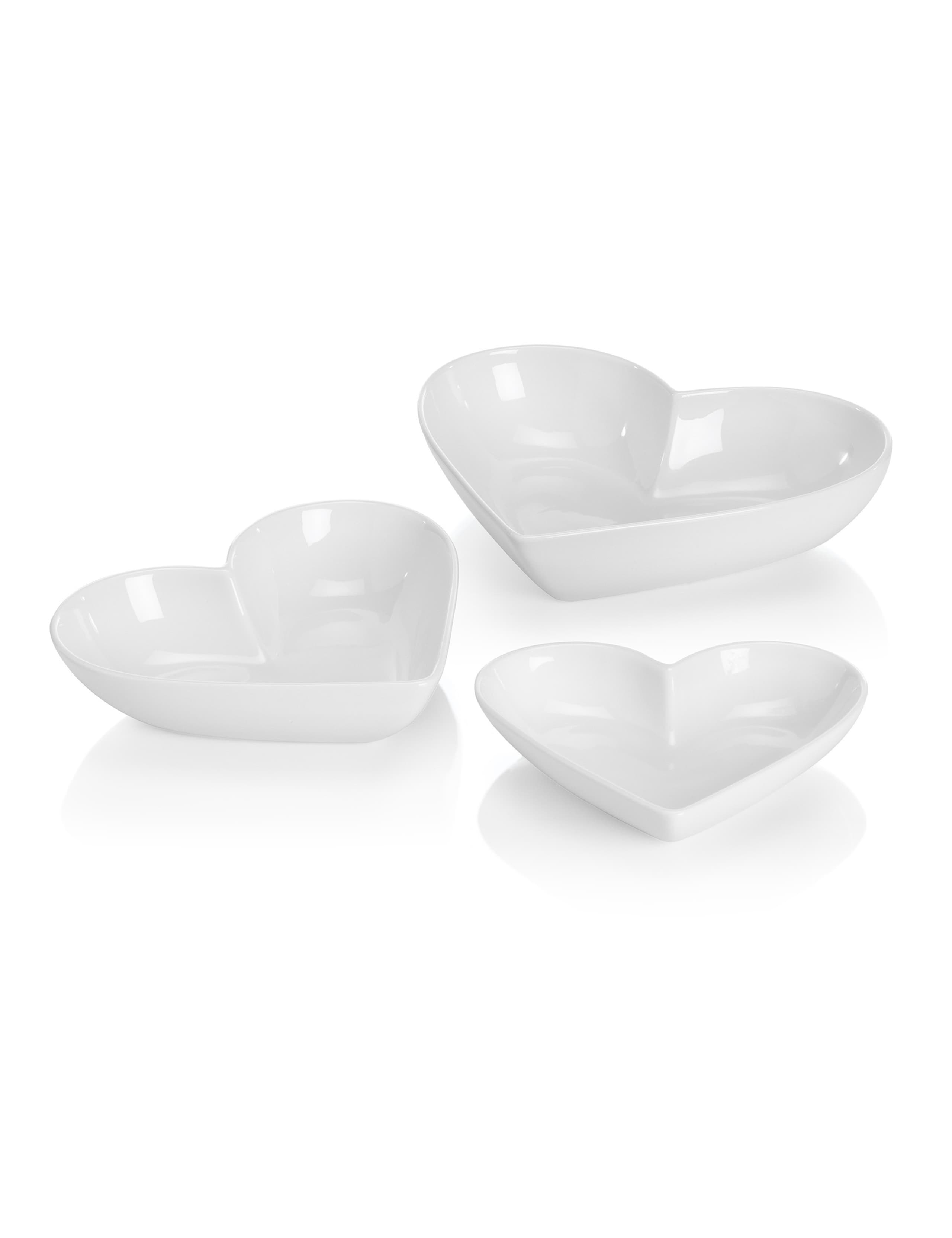 3 Heart Serving Dishes 1 of 2