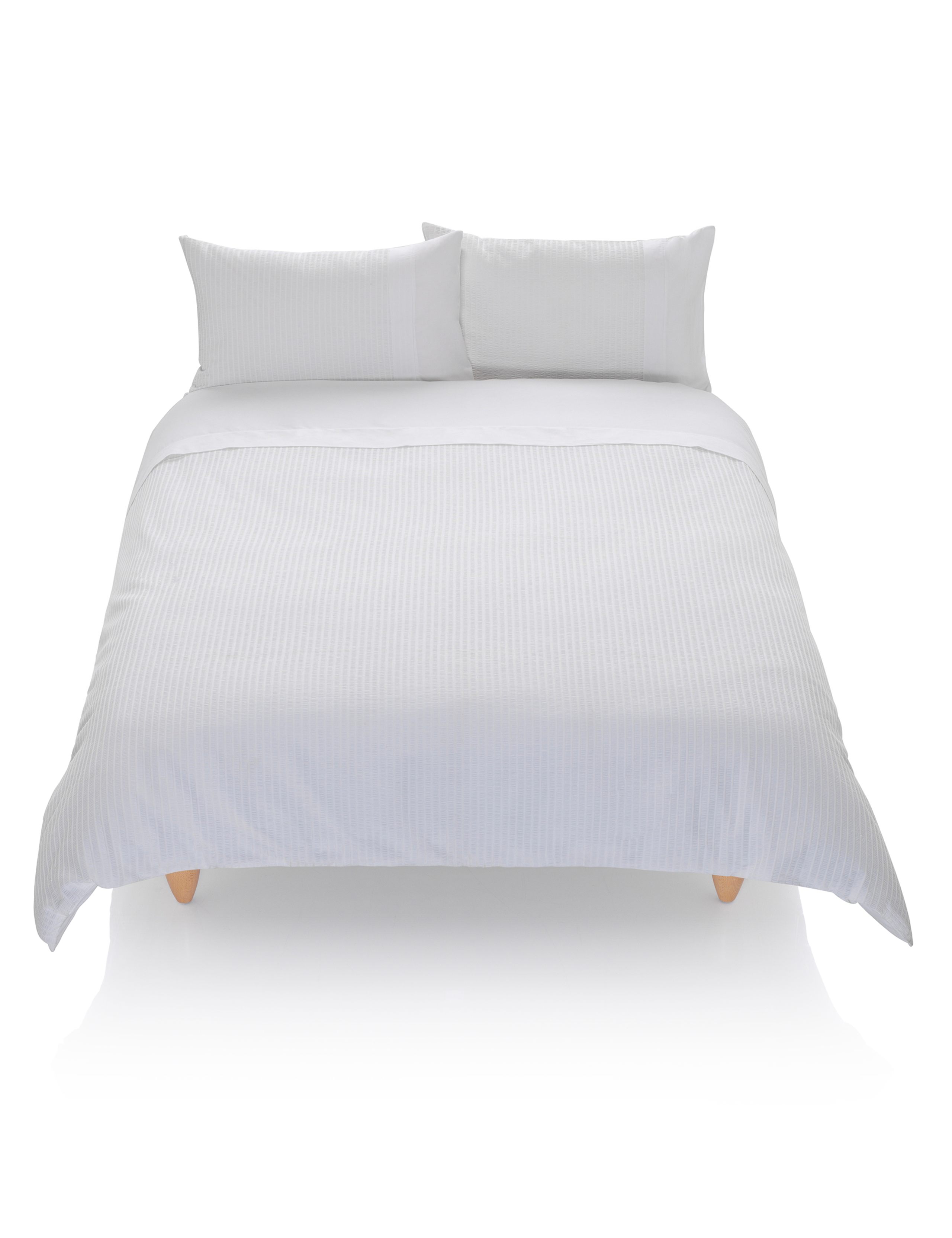 Smart Seersucker Bedding Set 2 of 4